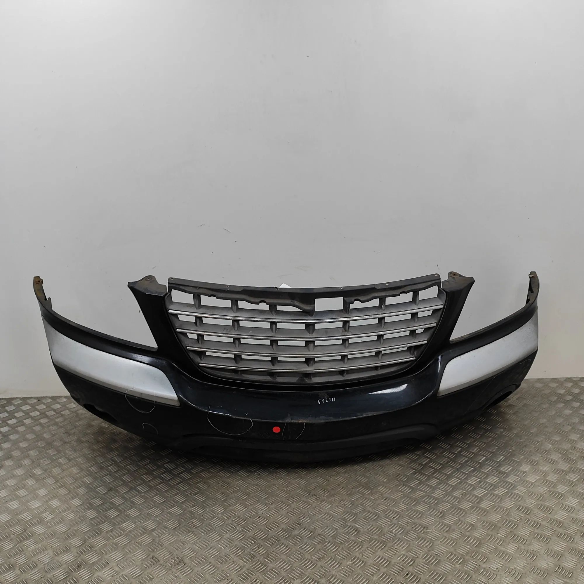 Chrysler Pacifica front bumper Front bumper — CHRYSLER PACIFICA (2003-2008) — ...