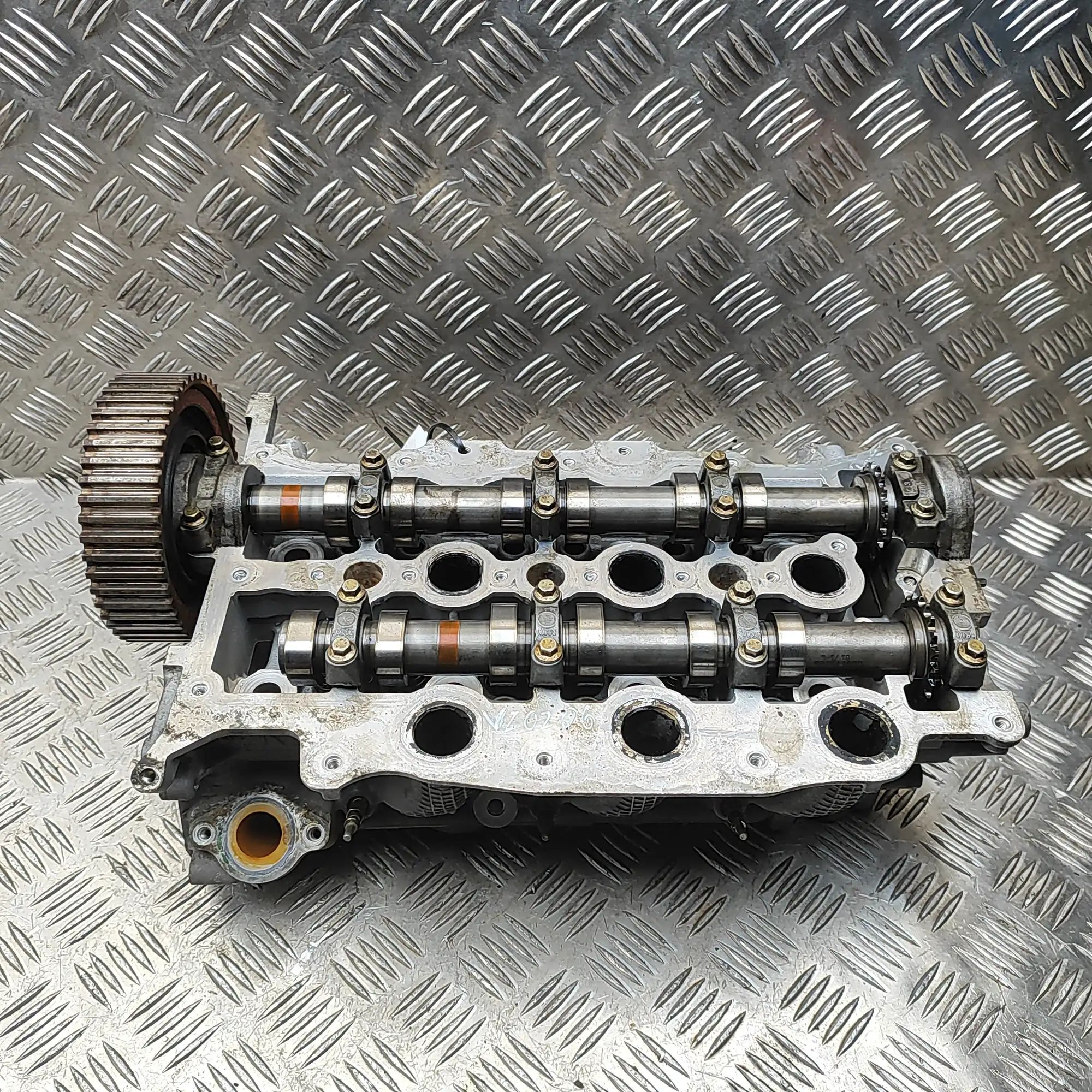 Jaguar S-Type Right Side Engine Head Right Side Engine Head — JAGUAR S-TYPE (X200) (...