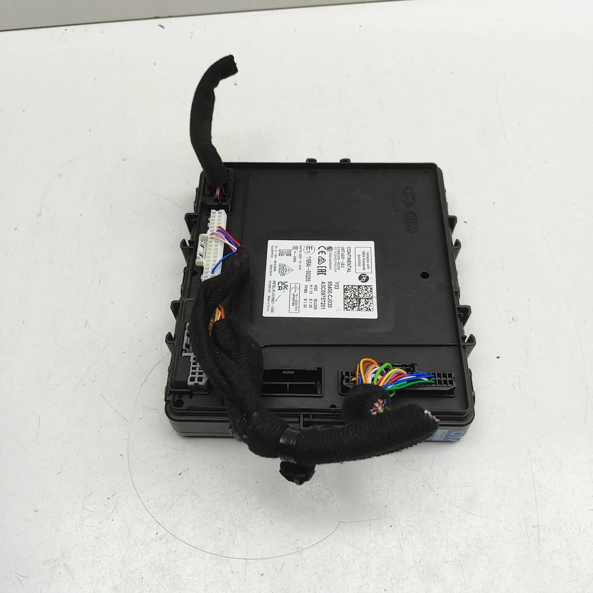 Kia Sportage Comfort Control Unit Comfort Control Unit — KIA SPORTAGE (V NQ5) (20...