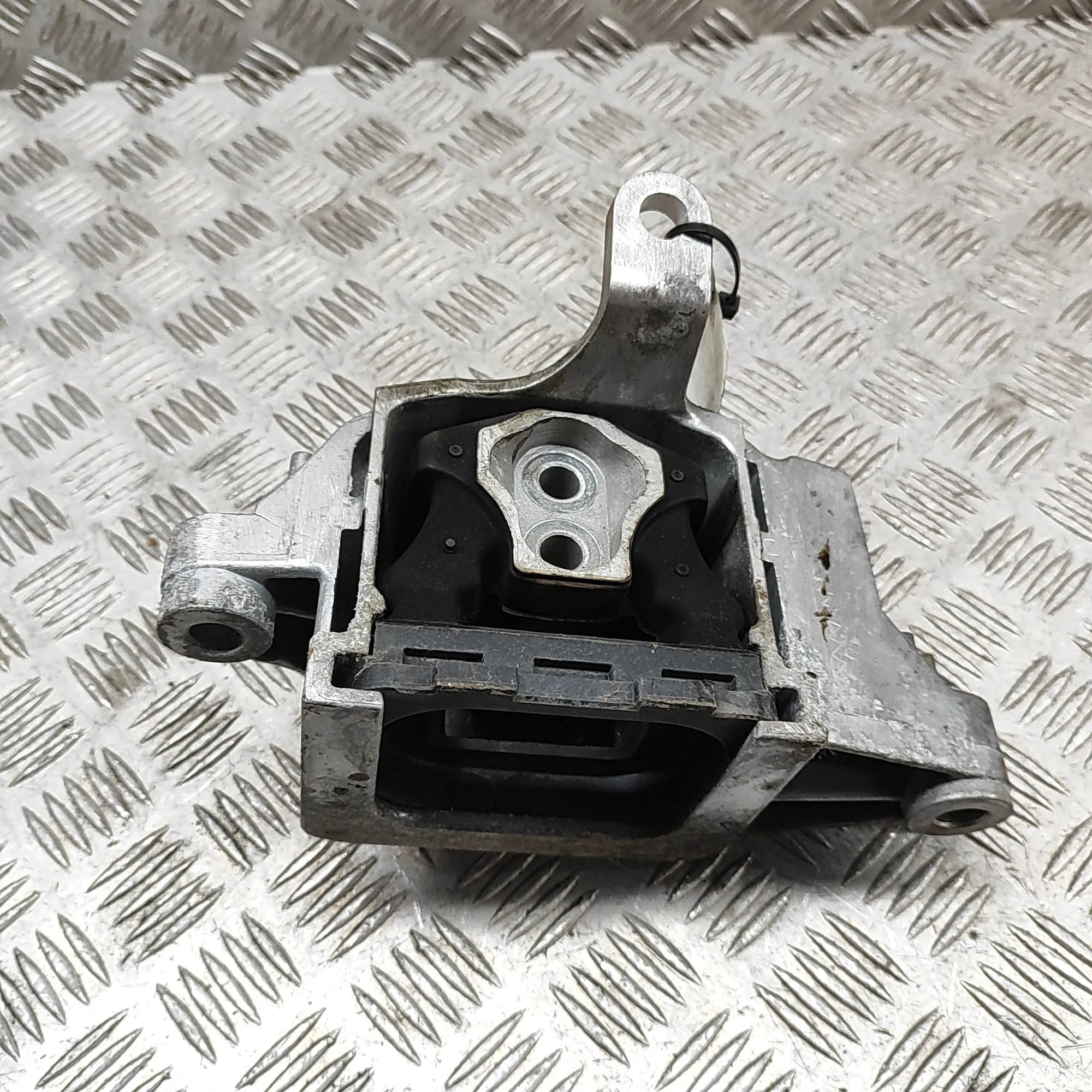 Kia Sportage Gearbox mount Gearbox mount — KIA SPORTAGE (V NQ5) (2021-...)...