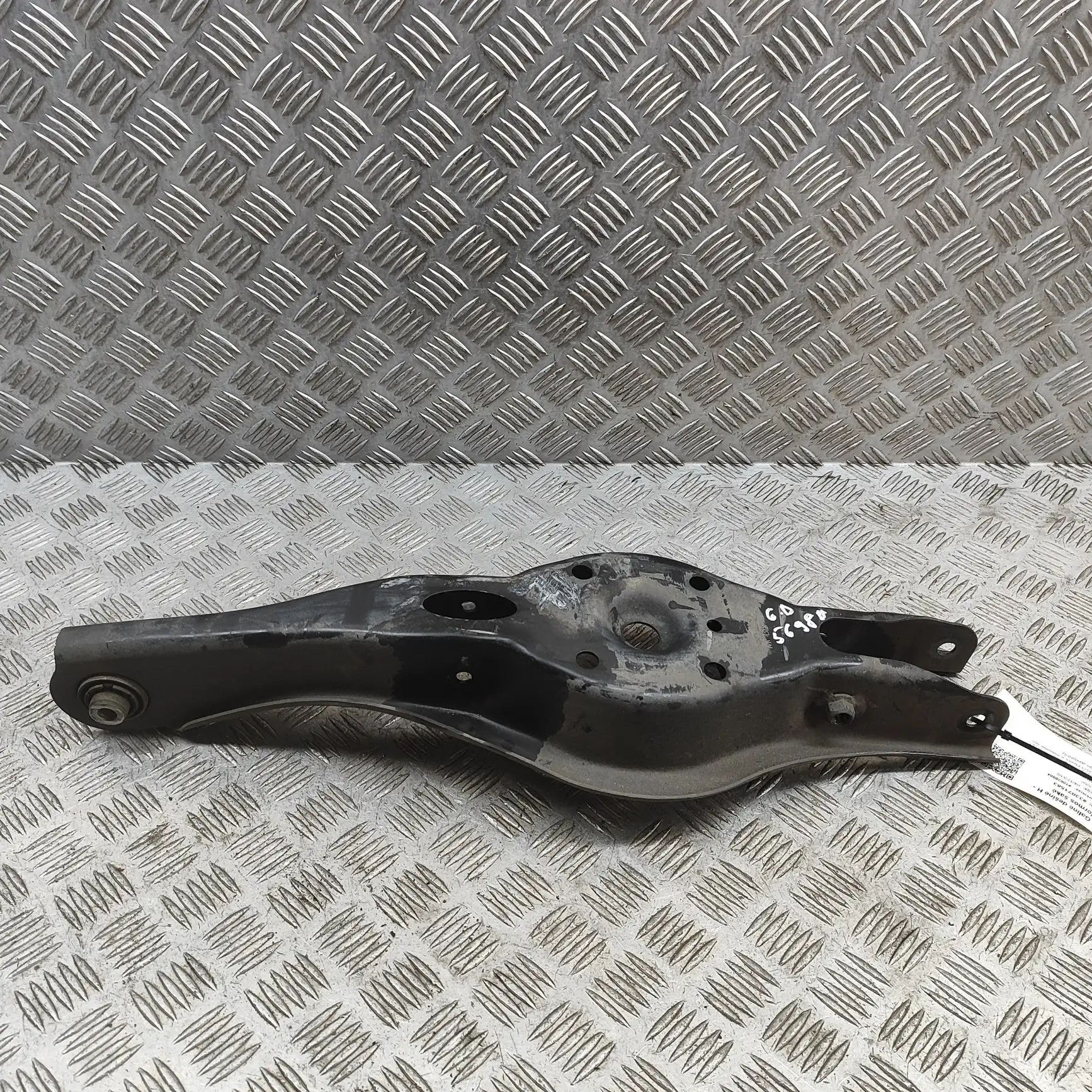 Hyundai Kona Rear Right Lower Control Arm Rear Right Lower Control Arm — HYUNDAI KONA (SX...
