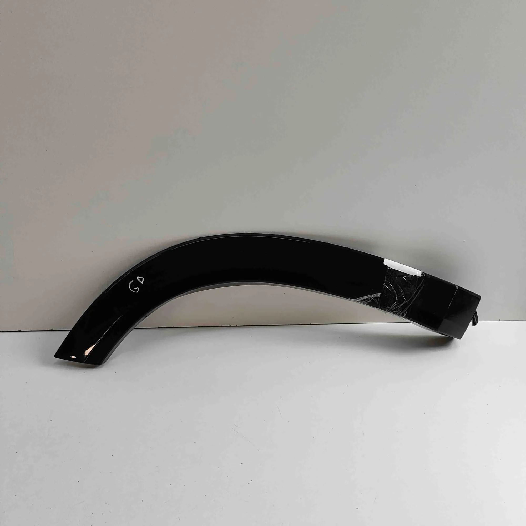 Volkswagen Tayron Wheel arch trim — rear right Wheel arch trim — rear right — VW TAYRON (R41) ...