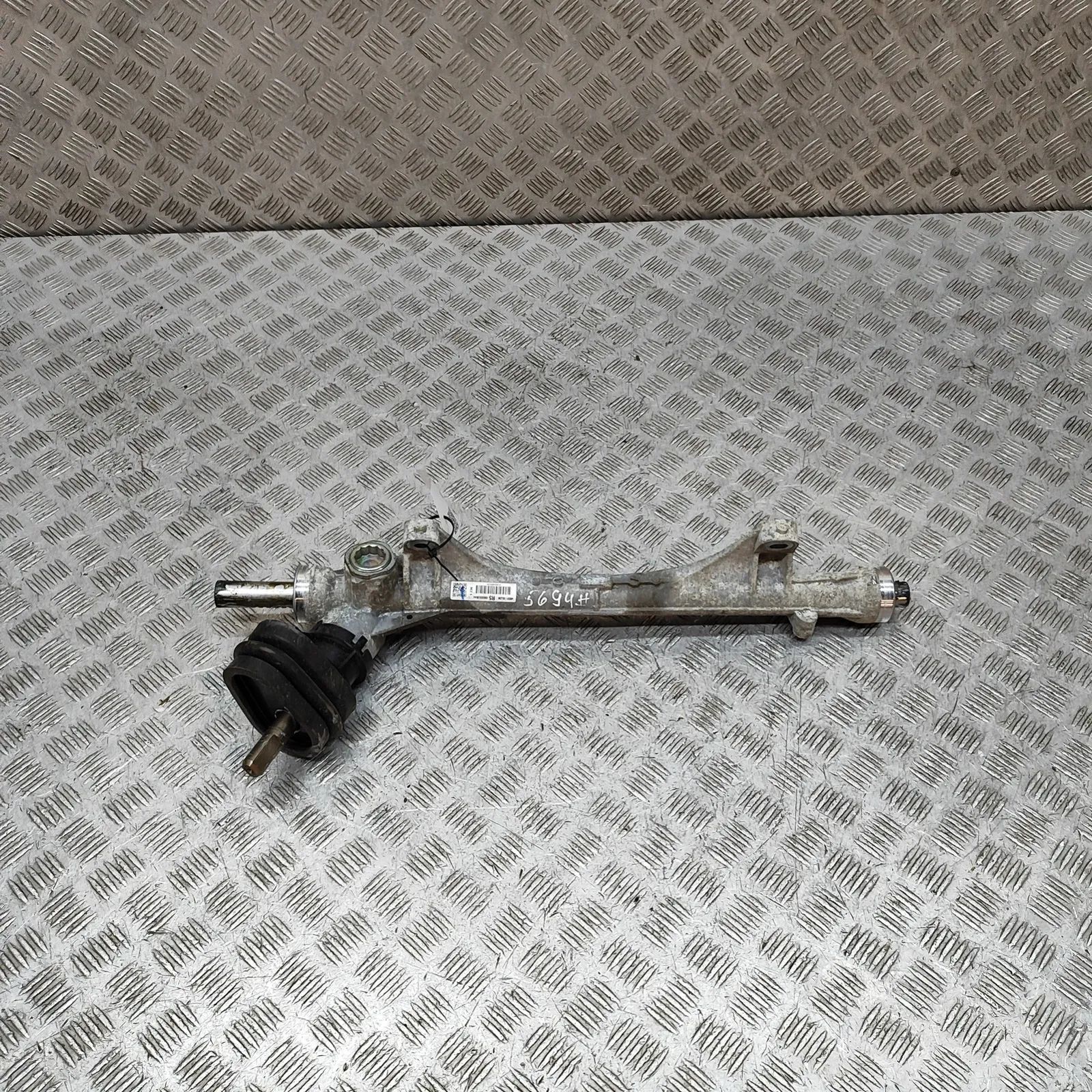 Nissan Leaf roolilatt / roolikarp Steering Rack — NISSAN LEAF (ZE1) (2017-...) — ...