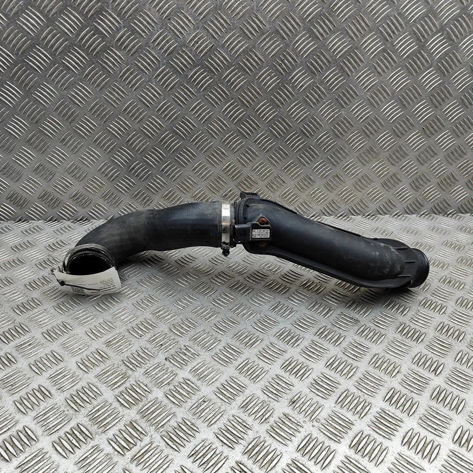 Porsche Cayenne Intercooler Hose Pipe Intercooler Hose Pipe — PORSCHE CAYENNE (92A) (...