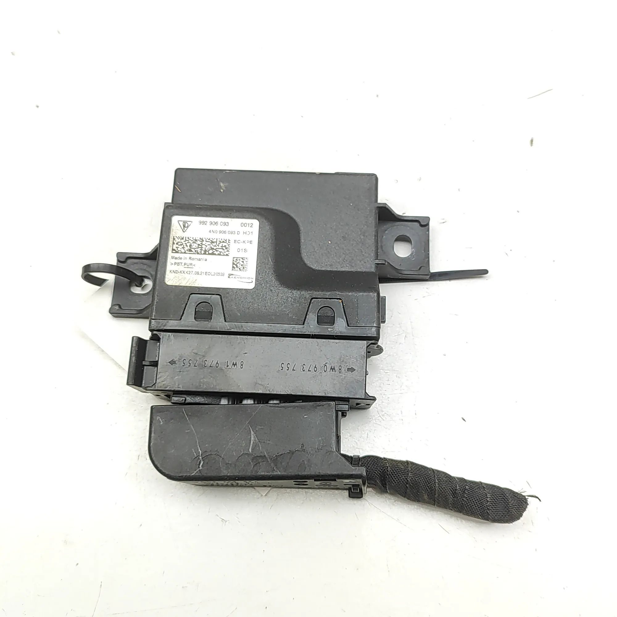 Porsche 911 (992) Fuel Pump Control Unit Fuel Pump Control Unit — PORSCHE 911 (992) (201...