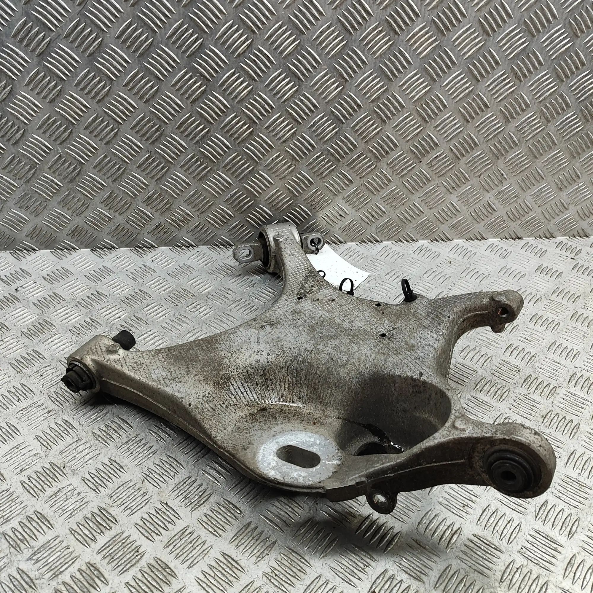 Volvo V60 Rear Right Lower Control Arm Rear Right Lower Control Arm — VOLVO V60 (II 22...