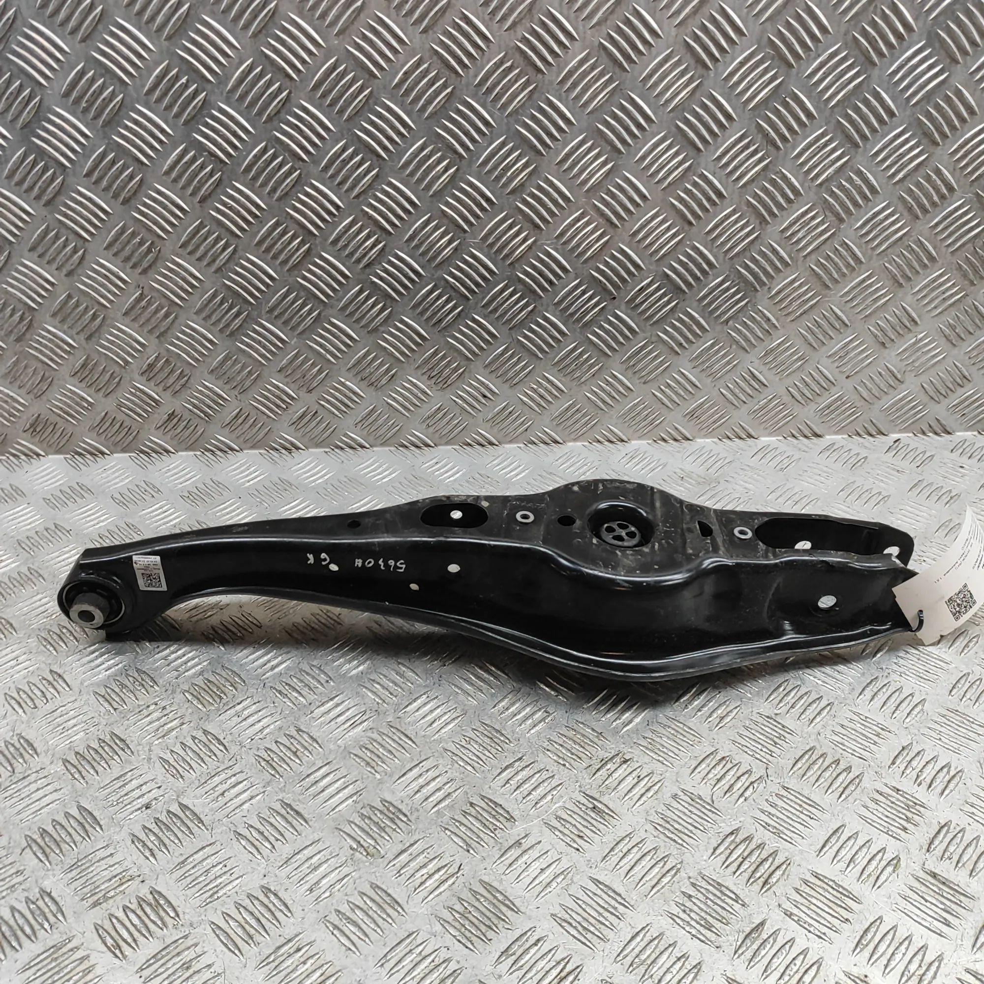 Volkswagen Tayron Rear Left Lower Control Arm Rear Left Lower Control Arm — VW TAYRON (R41) (...
