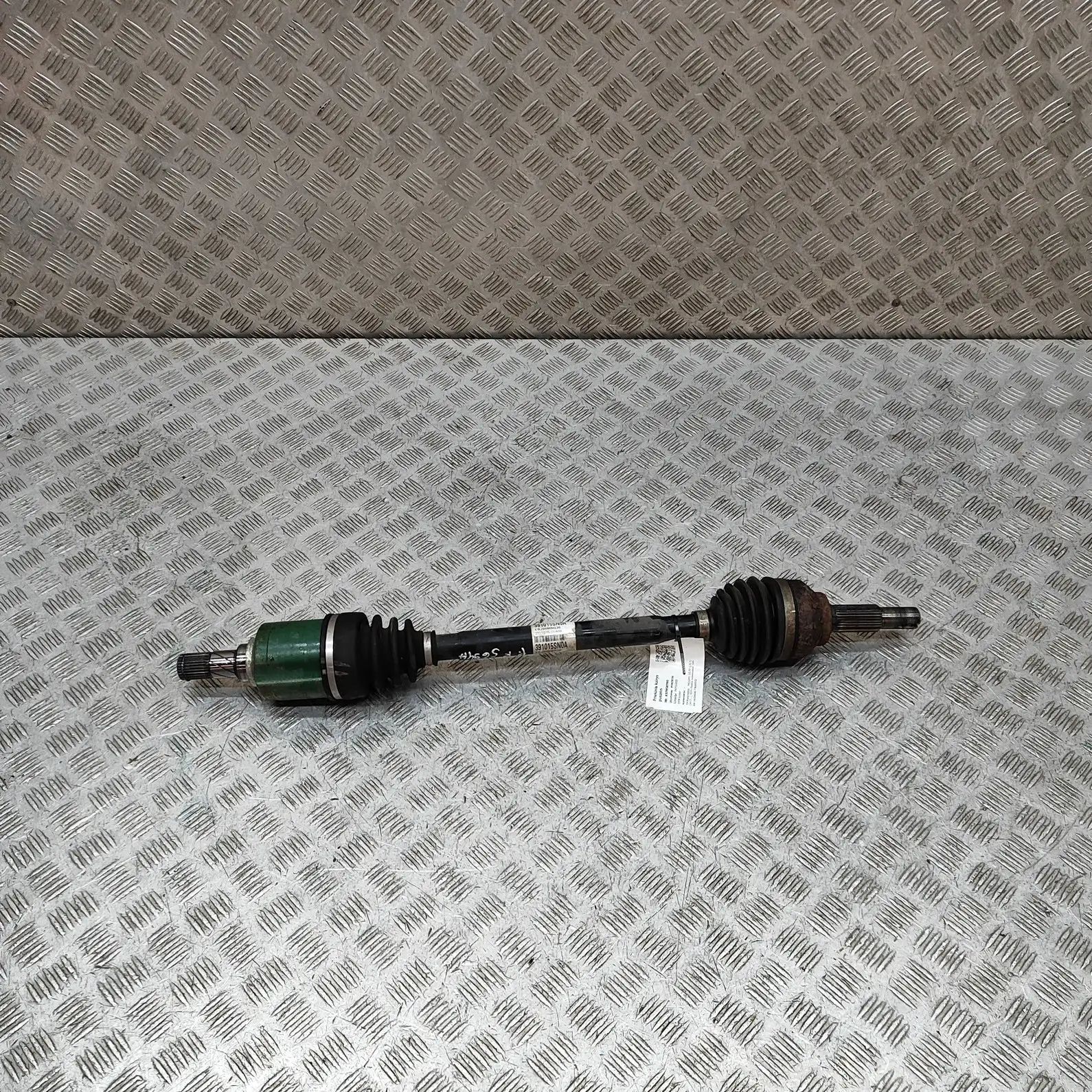 Nissan Leaf Front Left Driveshaft Front Left Driveshaft — NISSAN LEAF (ZE1) (2017...