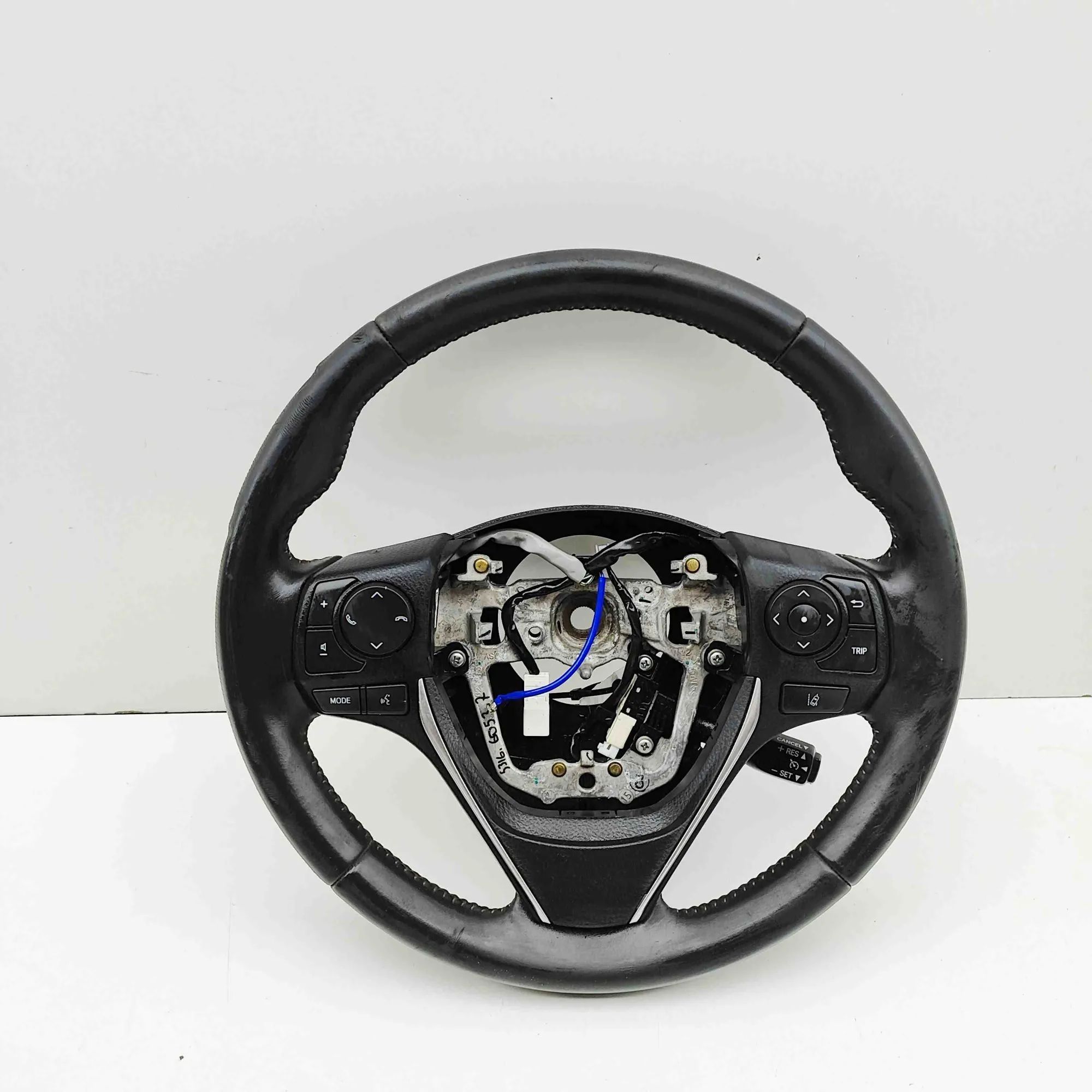 Toyota Auris steering wheel Steering Wheel — TOYOTA AURIS (TOURING SPORTS _...