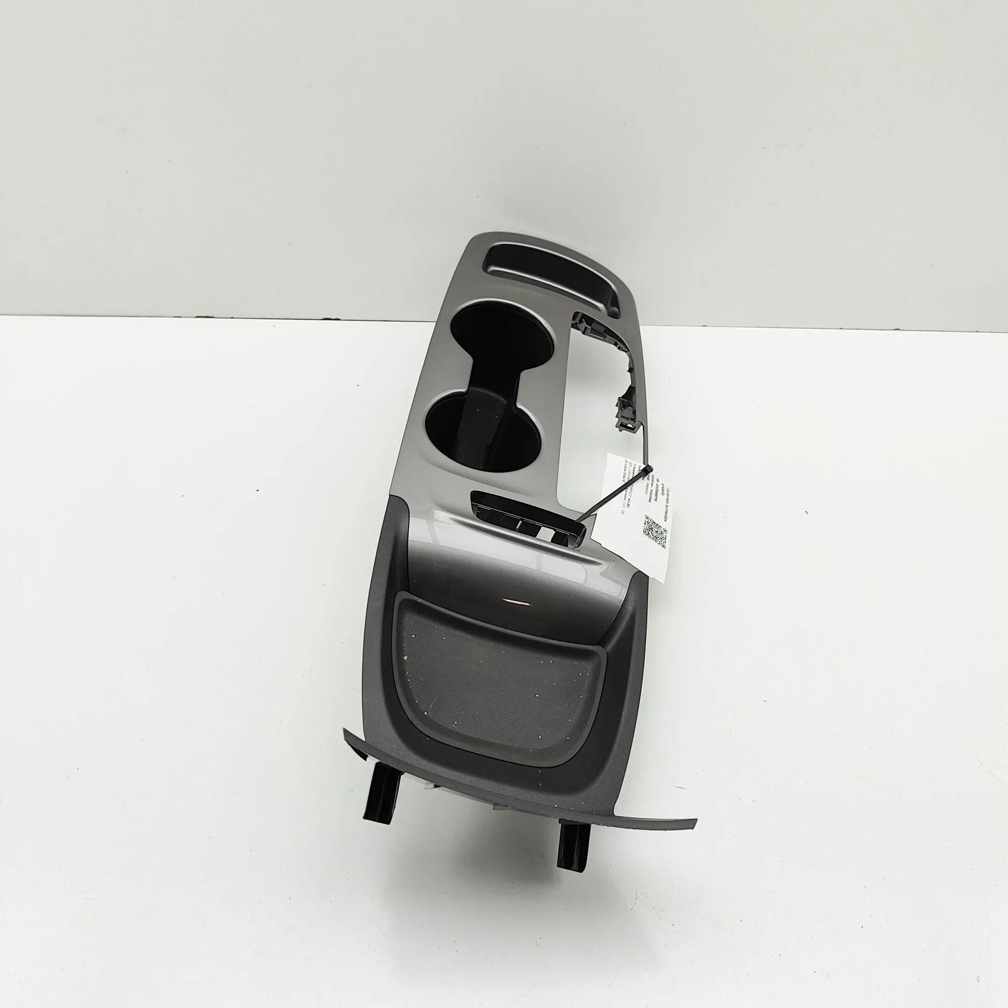 Chevrolet Malibu Centre console trim Centre console trim — CHEVROLET MALIBU (2015-.....