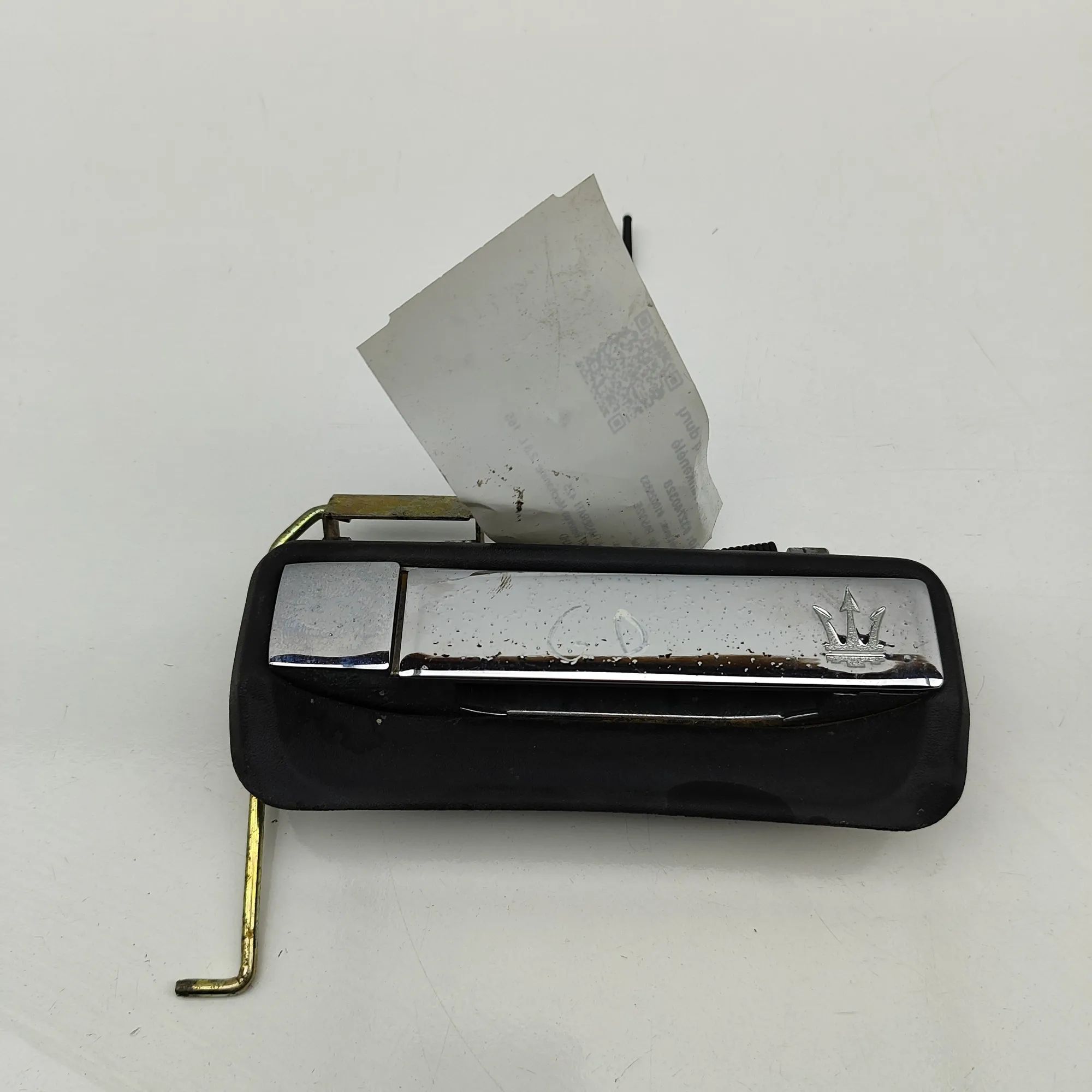 Maserati Biturbo (2, 4, Spyder, Karif) Exterior door handle — rear right Exterior door handle — rear right — MASERATI 42...