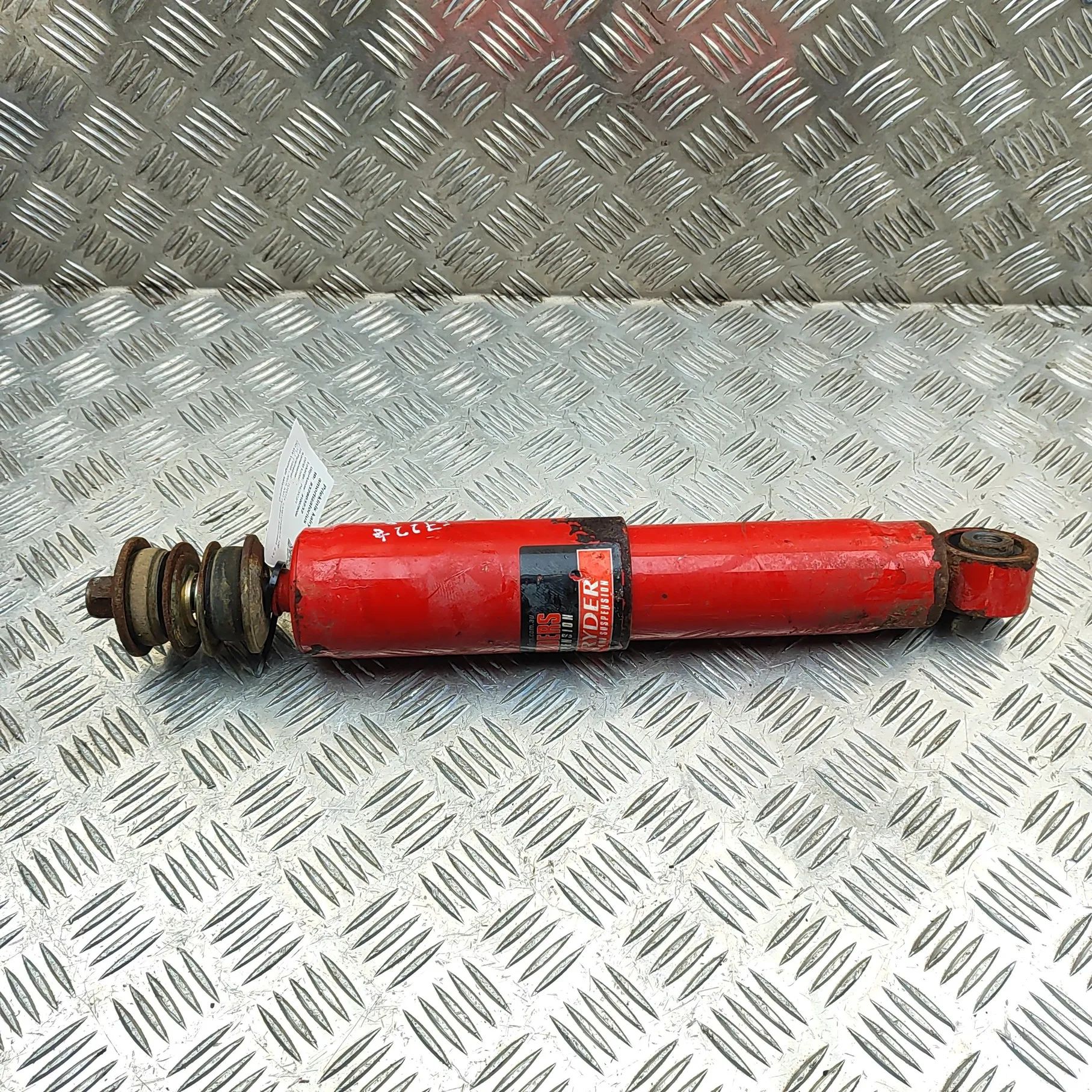 Toyota Land Cruiser 100 Shock absorber — front left Shock absorber — front left — TOYOTA LAND CRUIS...