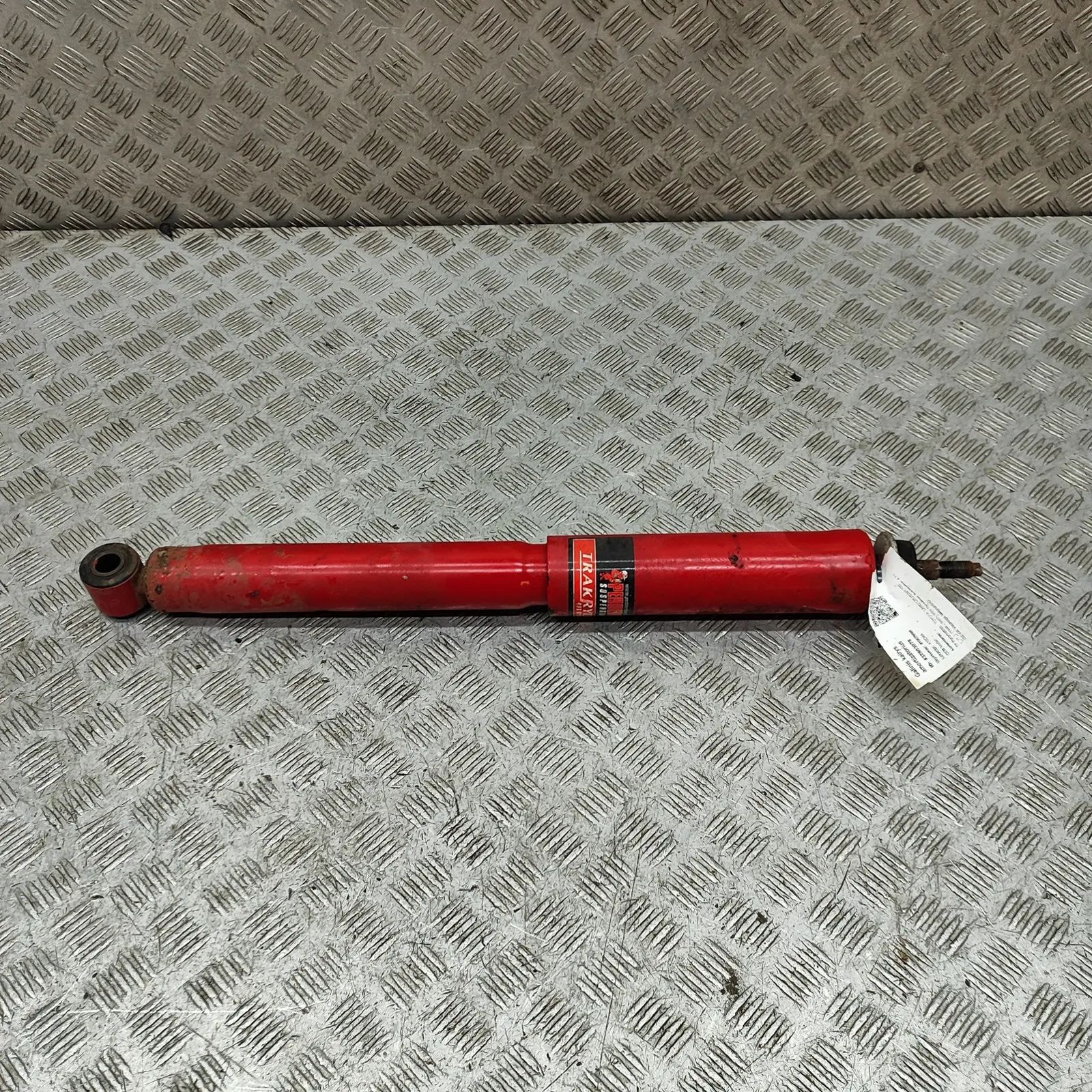 Toyota Land Cruiser 100 Shock absorber — rear left Shock absorber — rear left — TOYOTA LAND CRUISE...