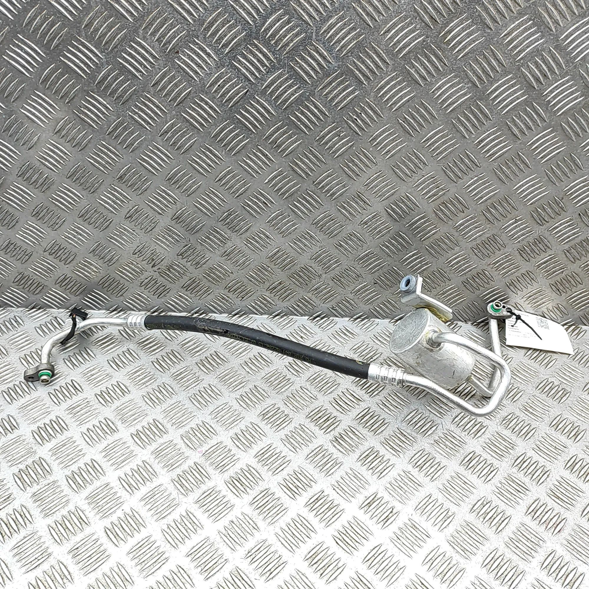 Hyundai Kona A/C Air Con Hose Pipe A/C Air Con Hose Pipe — HYUNDAI KONA (SX2) (202...