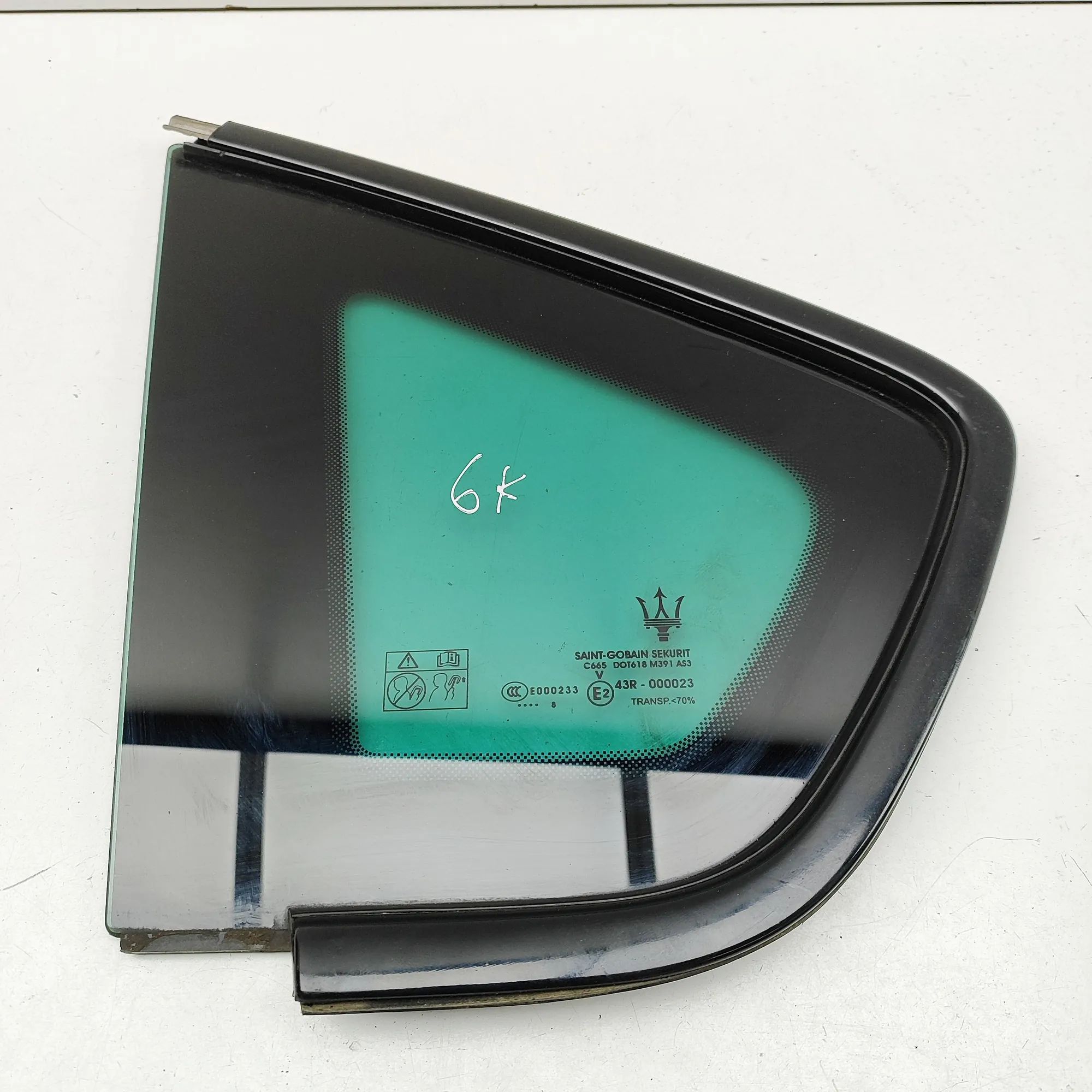 Maserati Levante Rear Left Quarter Window Rear Left Quarter Window — MASERATI LEVANTE (SU...