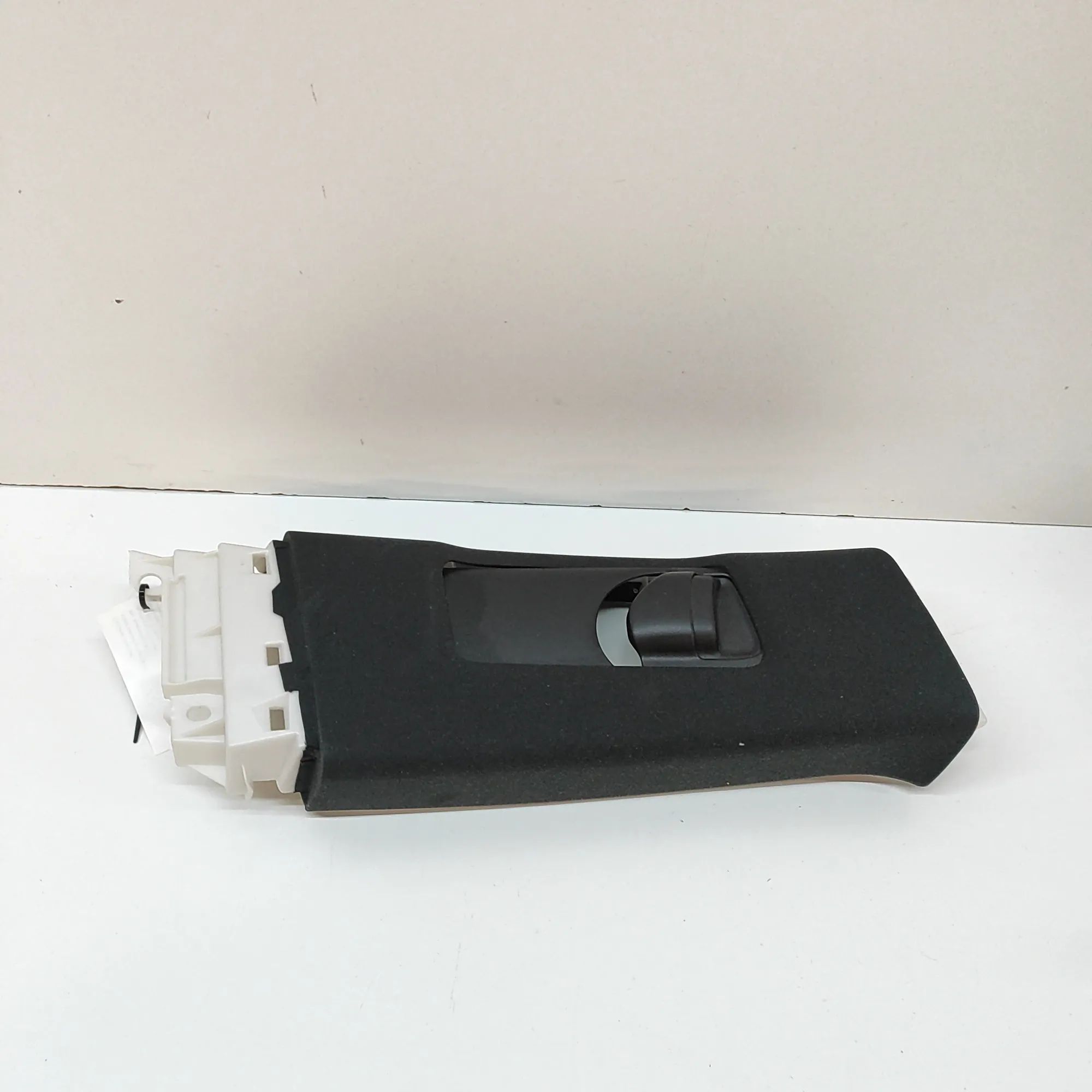 Lexus RX B-pillar trim — right B-pillar trim — right — LEXUS RX (_LA1_, _LH1_)...