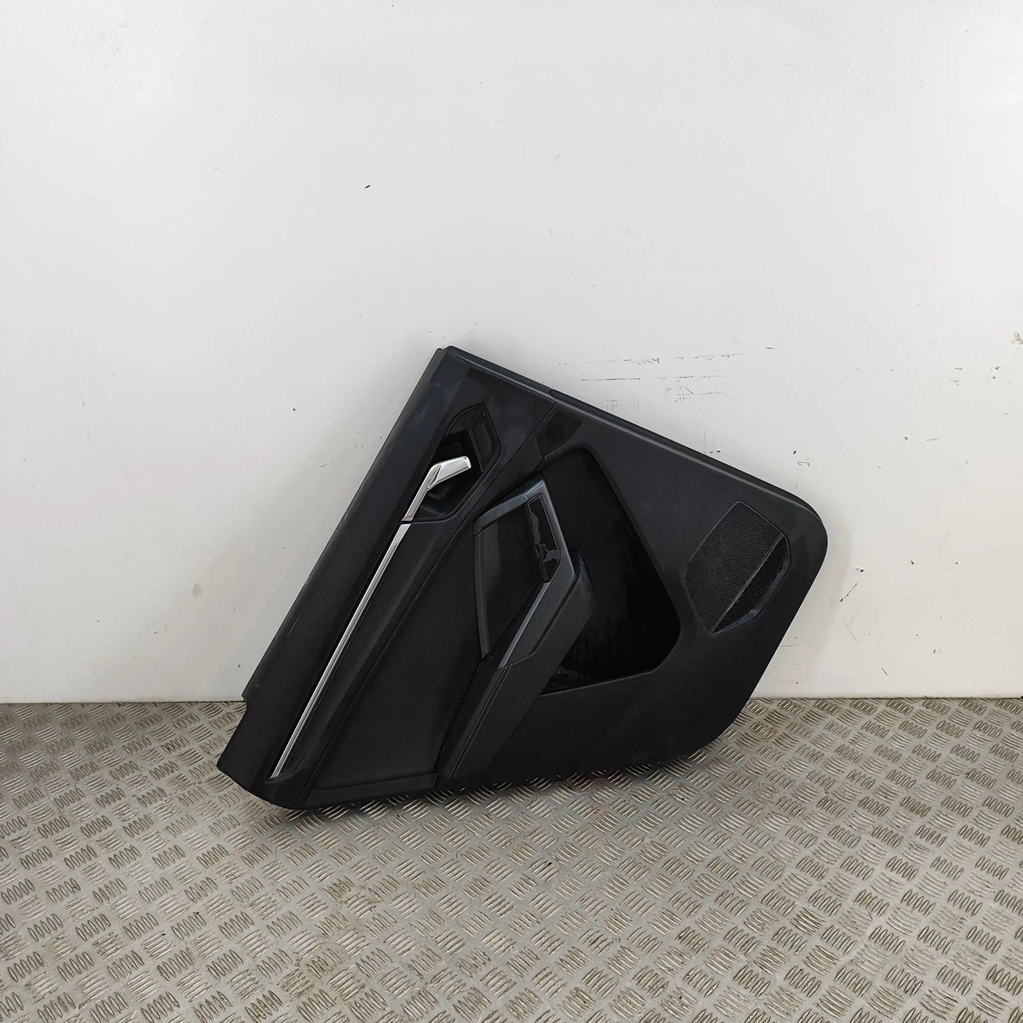Audi Q3 (F3) Rear Left Door Panel Rear Left Door Panel — AUDI Q3 (Sportback F3N) ...