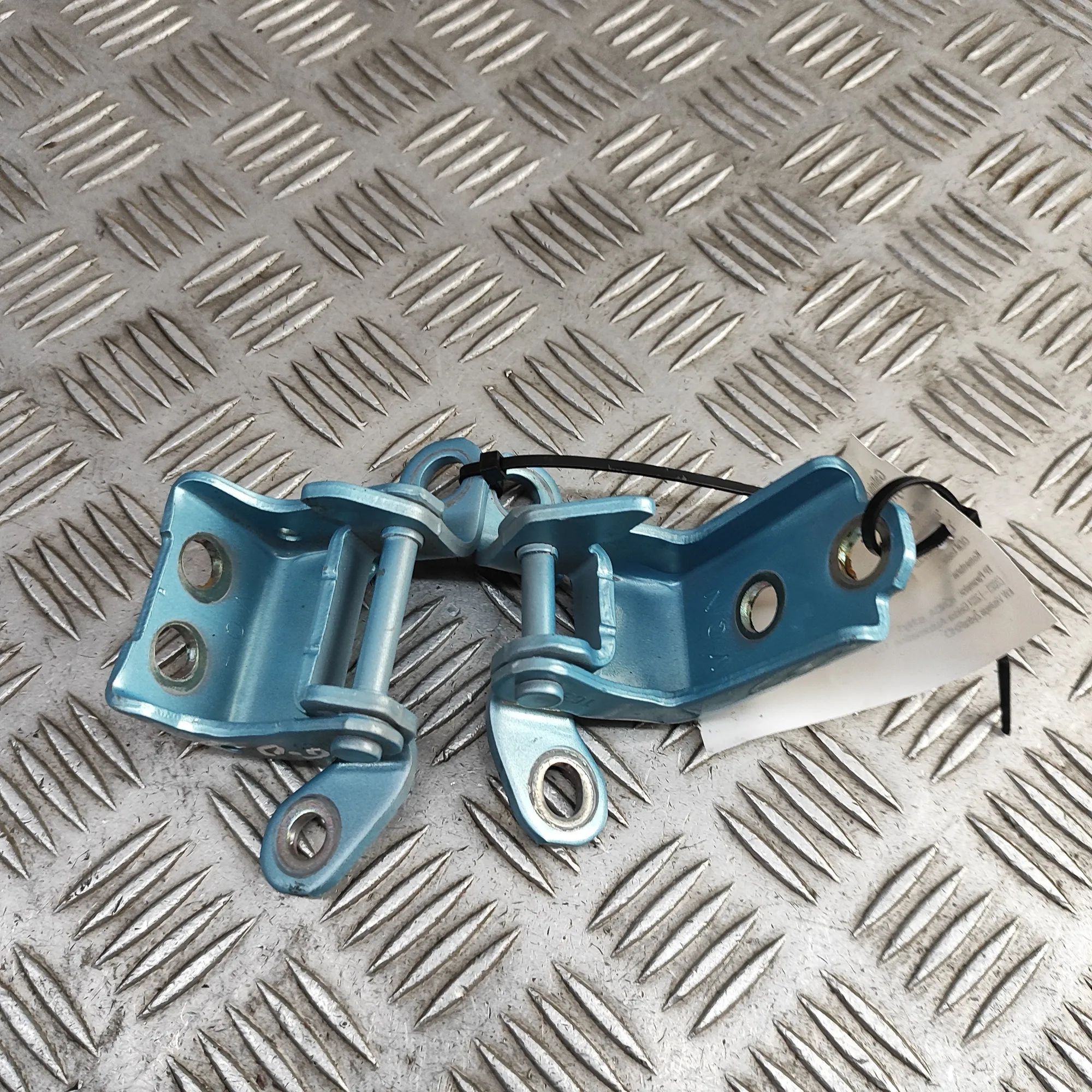 Honda HR-V / e:Ny1 Door hinge set — rear right