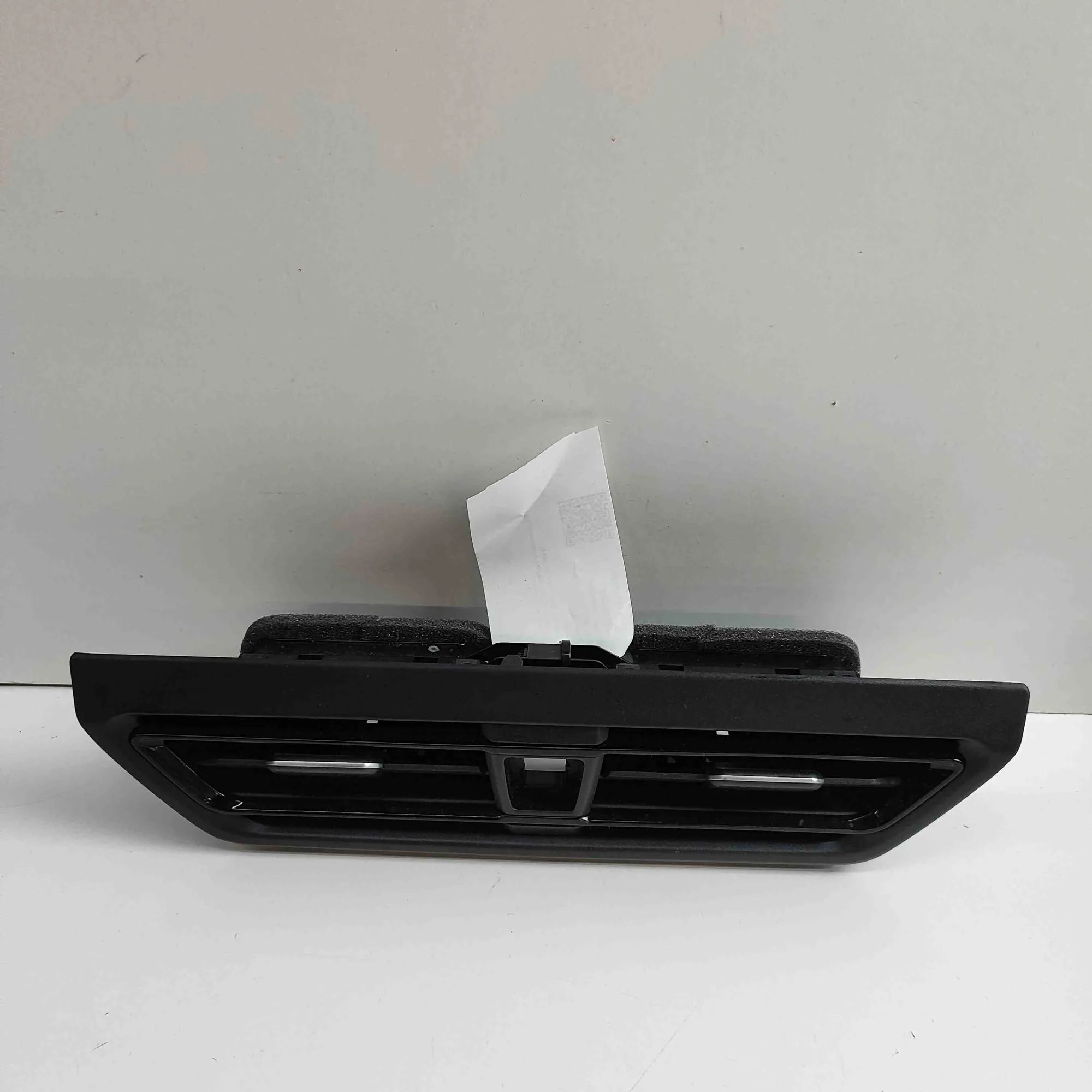 Volkswagen Tayron Dashboard Air Vents Dashboard Air Vents — VW TAYRON (R41) (2024-......