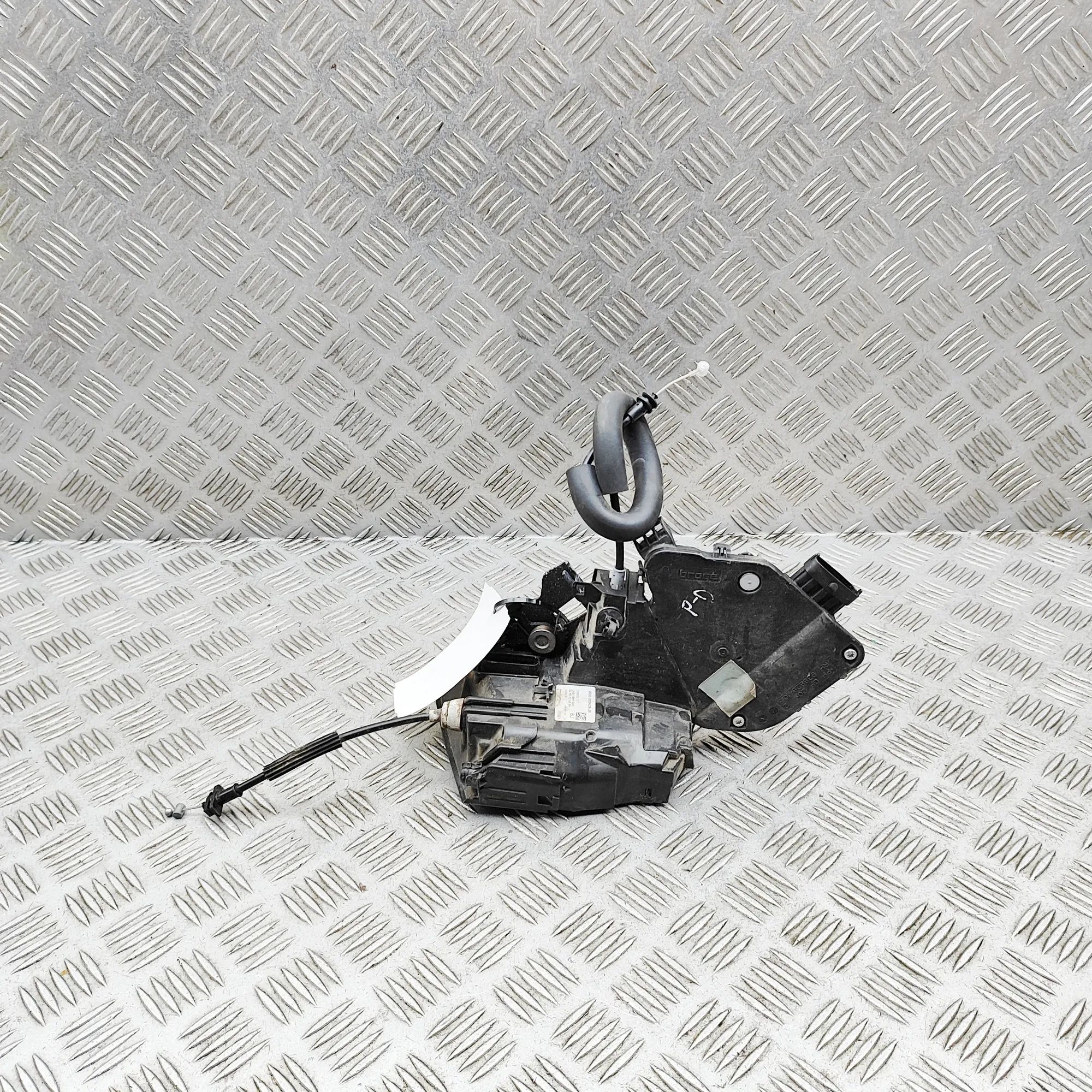 Land Rover Range Rover (L405) Door lock — front right Door lock — front right — LAND ROVER RANGE ROVE...
