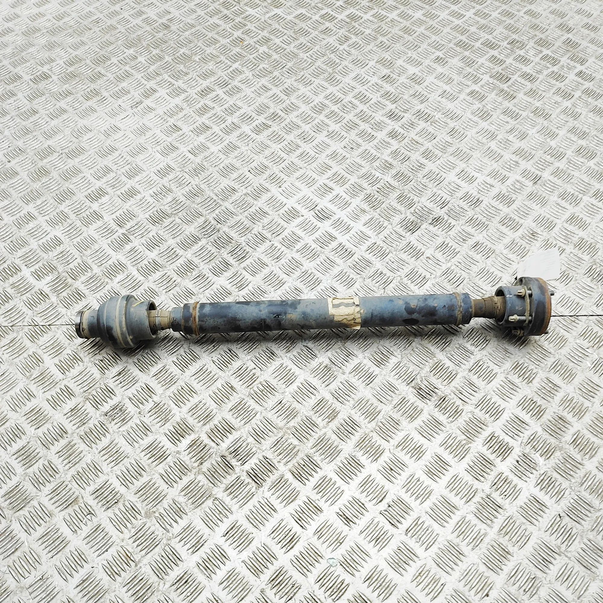 Land Rover Range Rover (L405) Gearbox Short Propshaft Gearbox Short Propshaft — LAND ROVER RANGE ROVE...