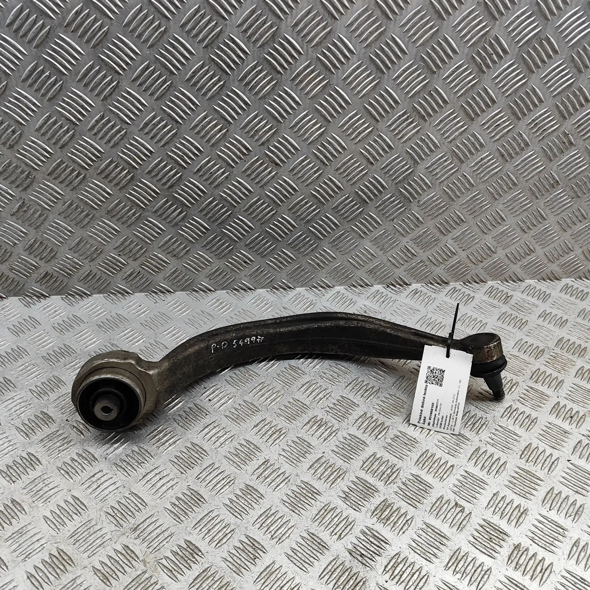 Audi Q5 (8R) Front Right Curved Control Arm Front Right Curved Control Arm — AUDI Q5 (FY) (...