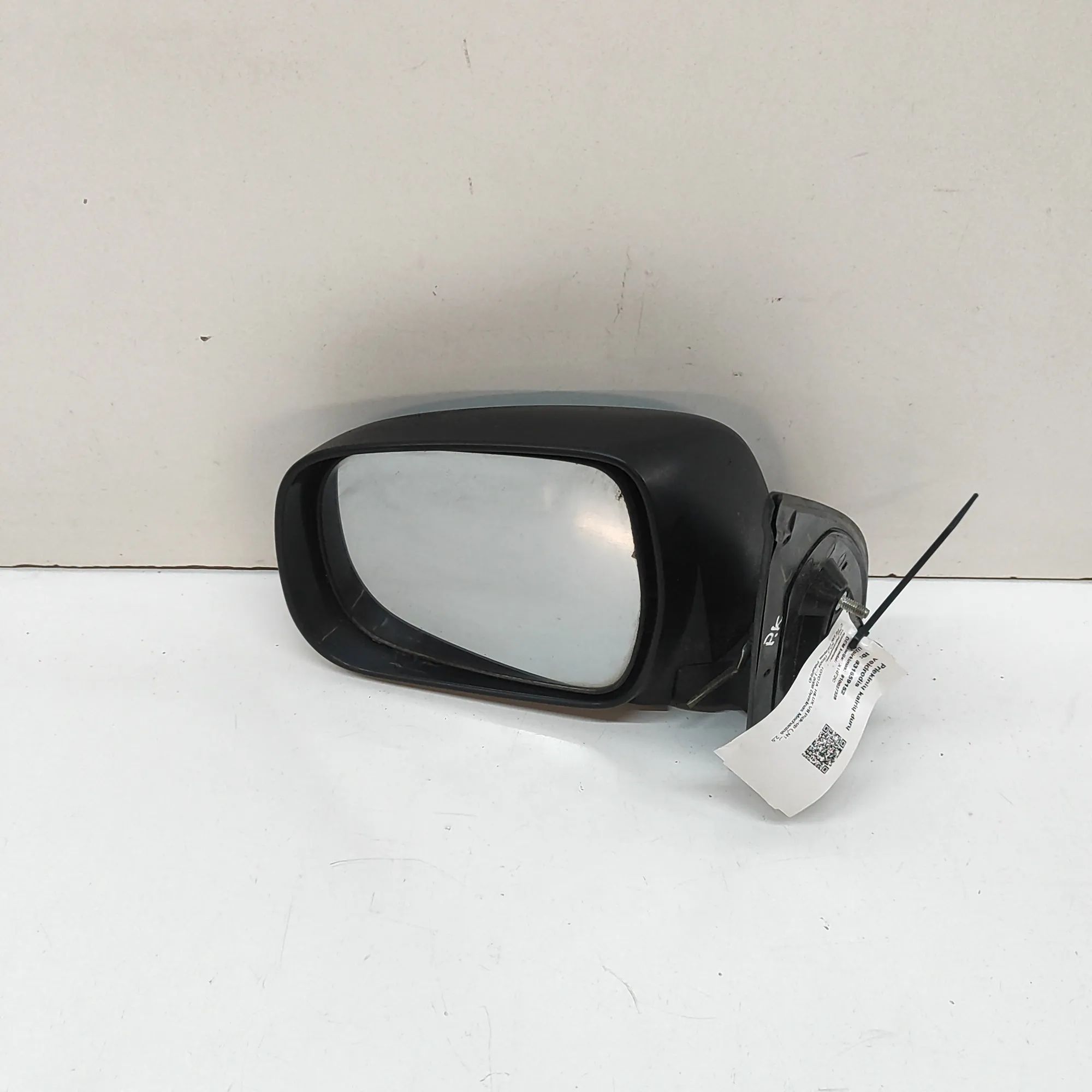Toyota Hilux Left Side Wing Mirror Left Side Wing Mirror — TOYOTA HILUX (VII Pick-...