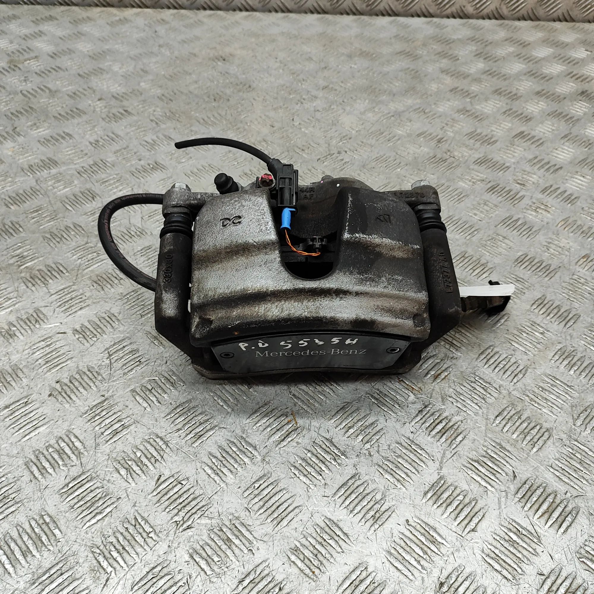 Mercedes-Benz GLB / EQB (X247) Brake caliper — front right Brake caliper — front right — MERCEDES BENZ GLB...