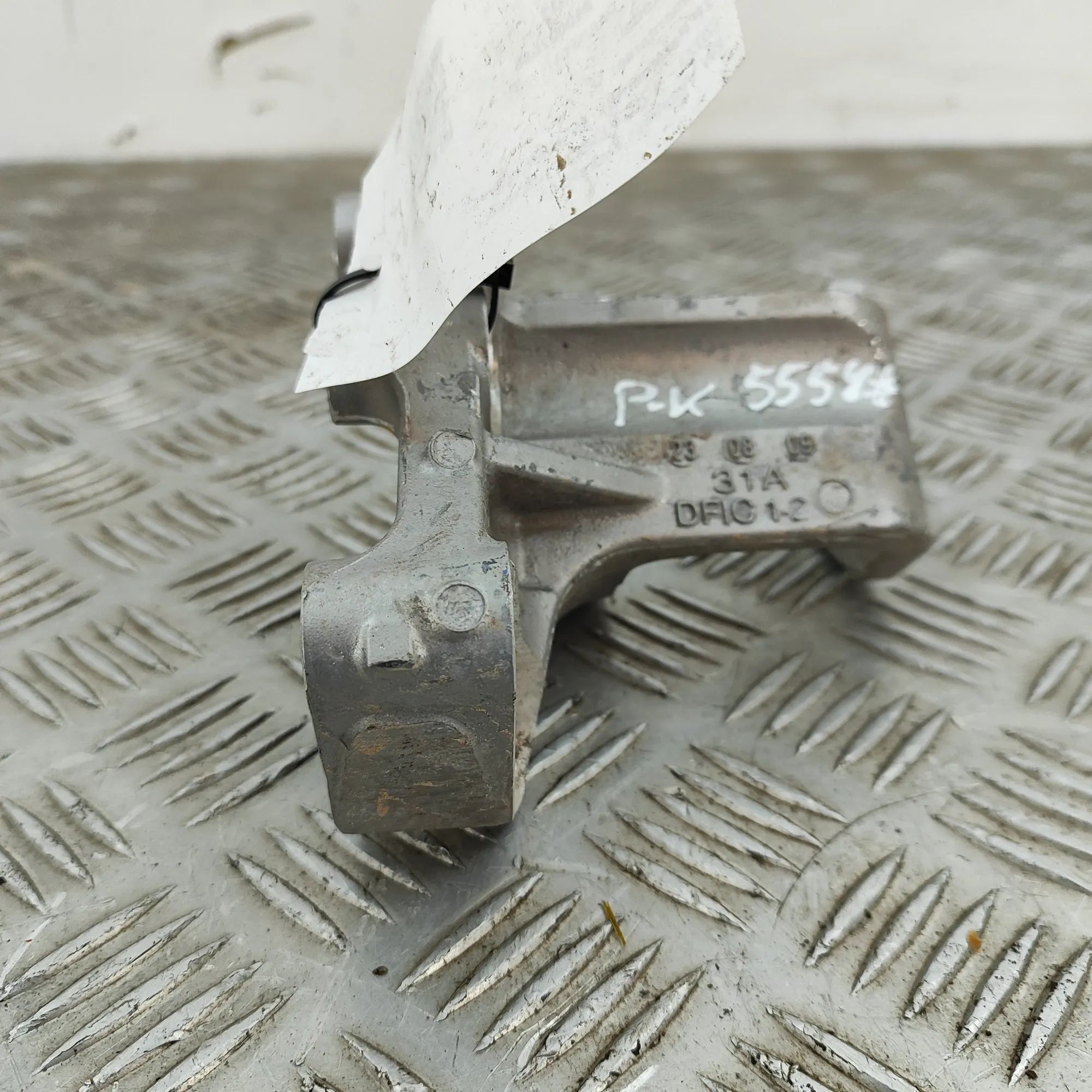 Honda HR-V / e:Ny1 Left Side Engine Bracket