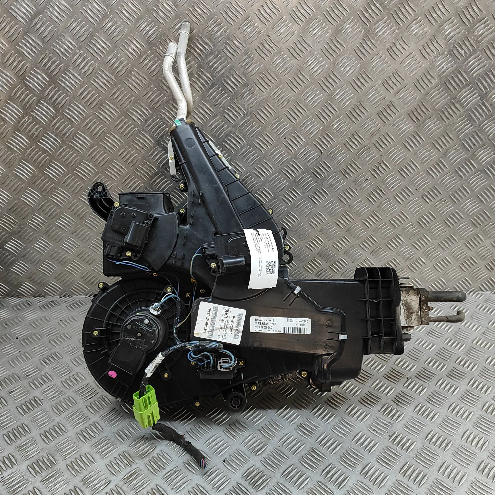 Chrysler Grand Voyager / Town & Country Interior Heater Interior Heater — CHRYSLER GRAND (VOYAGER V RT)...