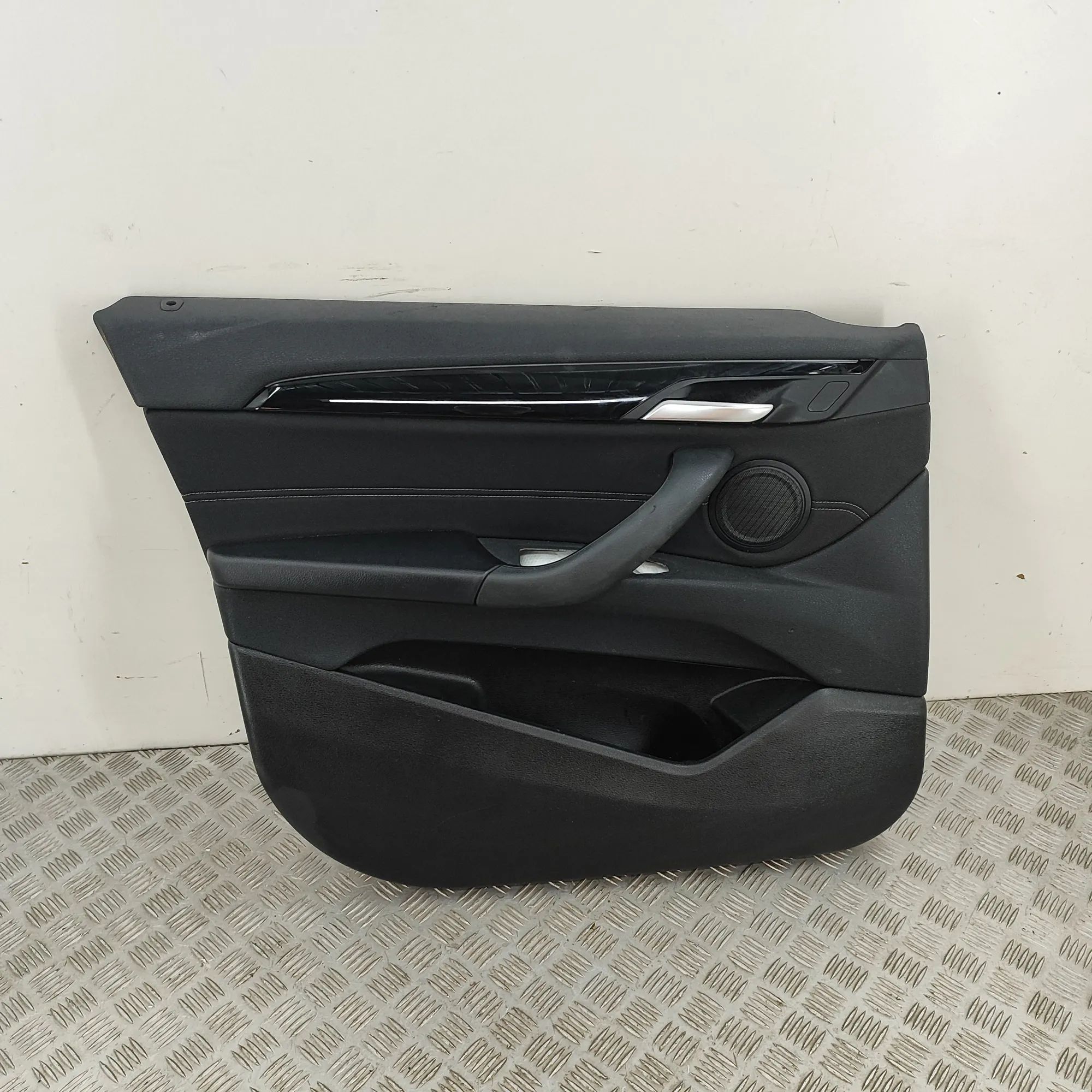 BMW X2 (F39) Front Left Door Panel Front Left Door Panel — BMW X2 (F39) (2018-...)...
