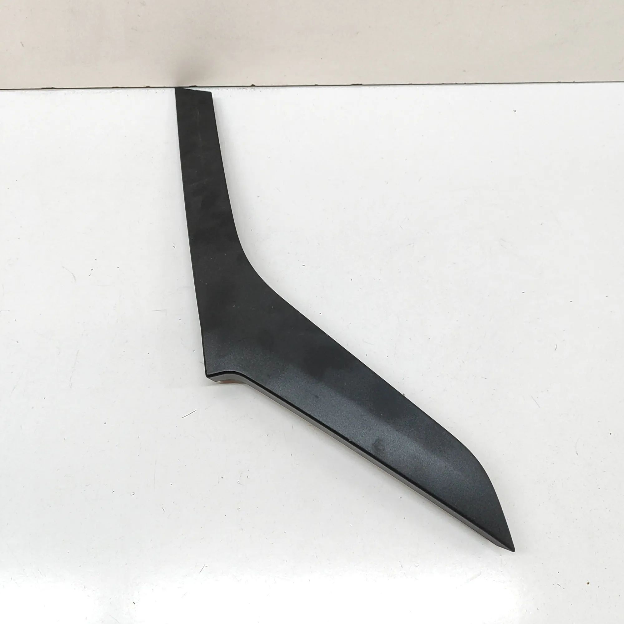 Jeep Avenger Body moulding — right Body moulding — right — JEEP AVENGER (J2) (2022...