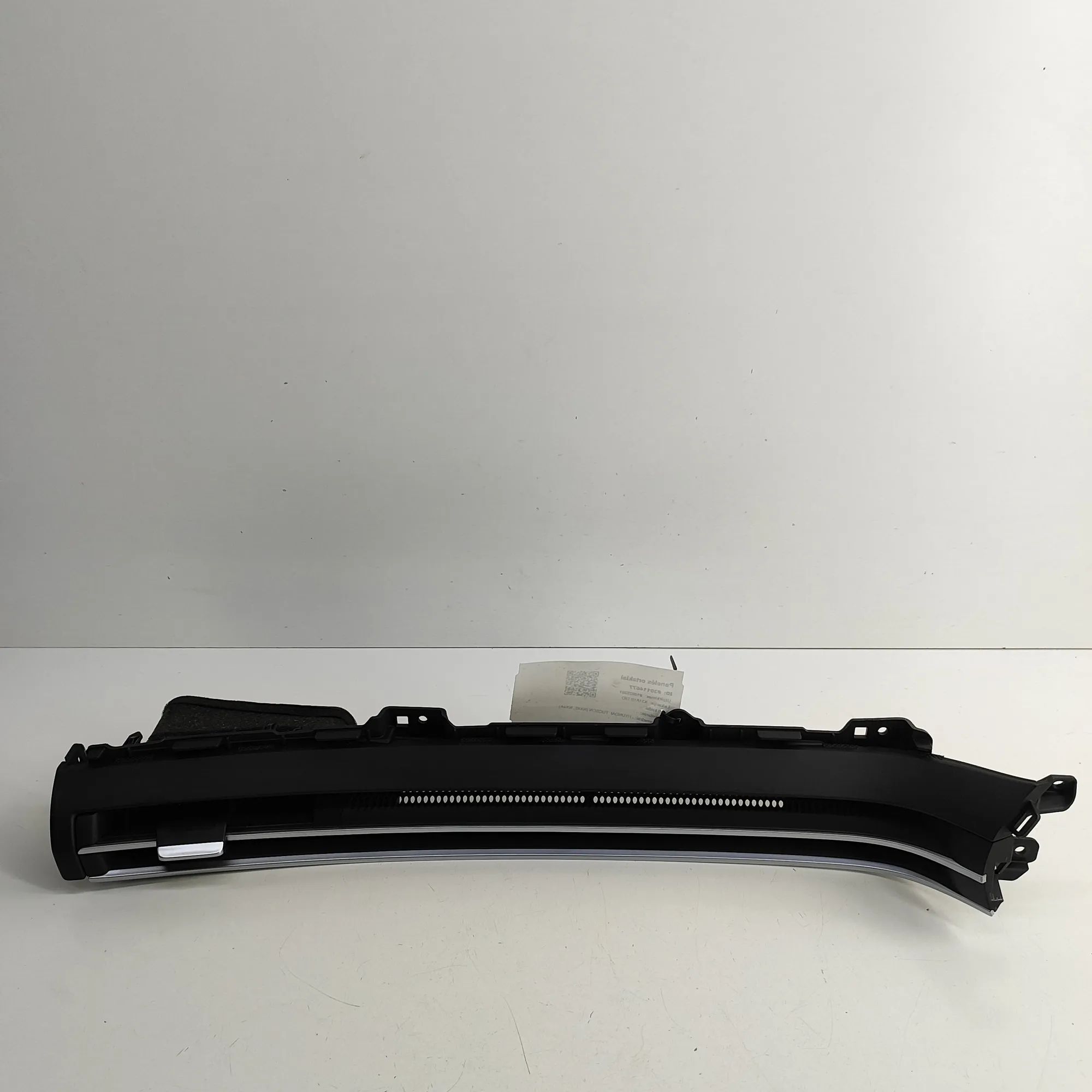 Hyundai Tucson Dashboard Air Vents Dashboard Air Vents — HYUNDAI TUCSON (NX4E, NX4...