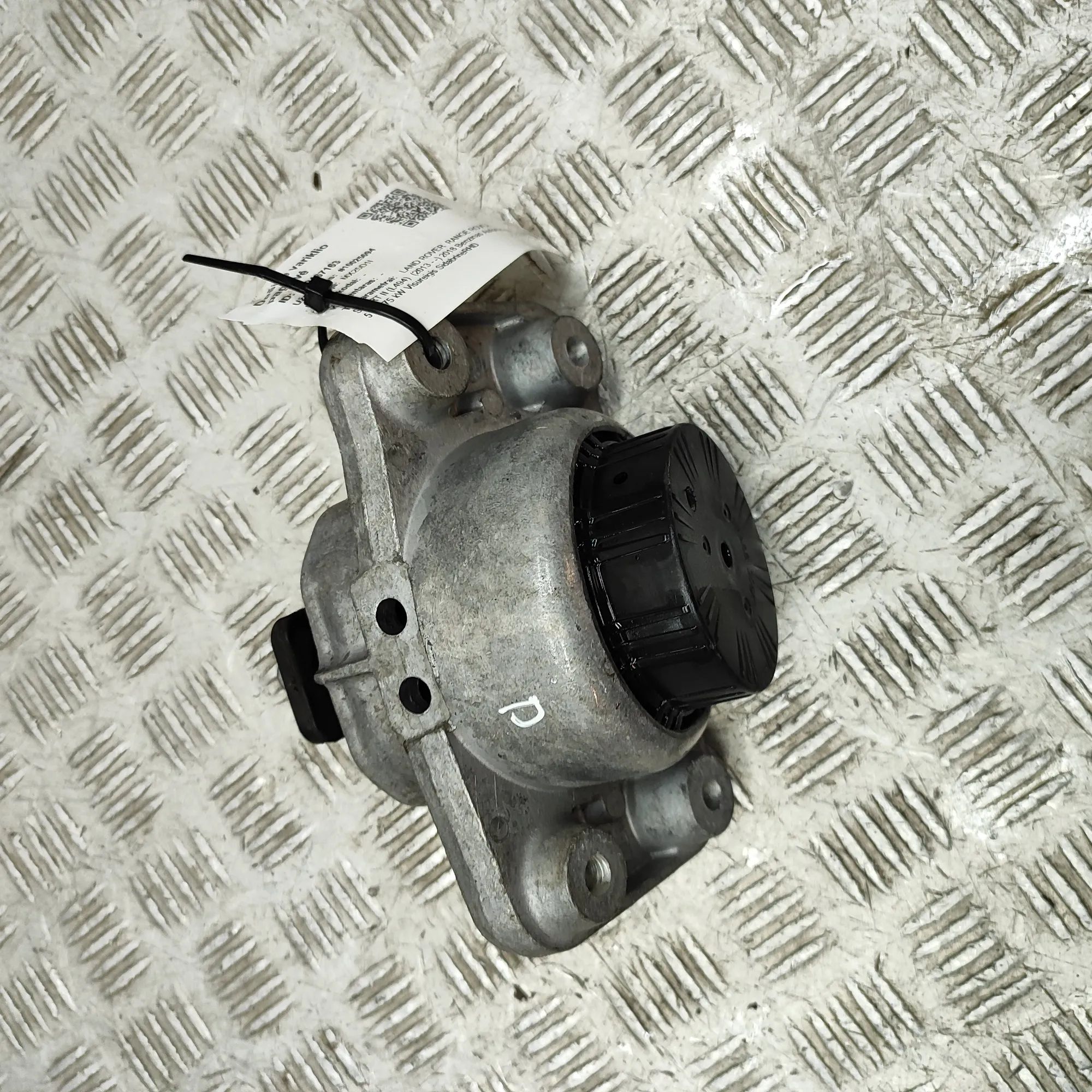 Land Rover Range Rover Sport (L494) Right Side Engine Mount Right Side Engine Mount — LAND ROVER RANGE ROVE...
