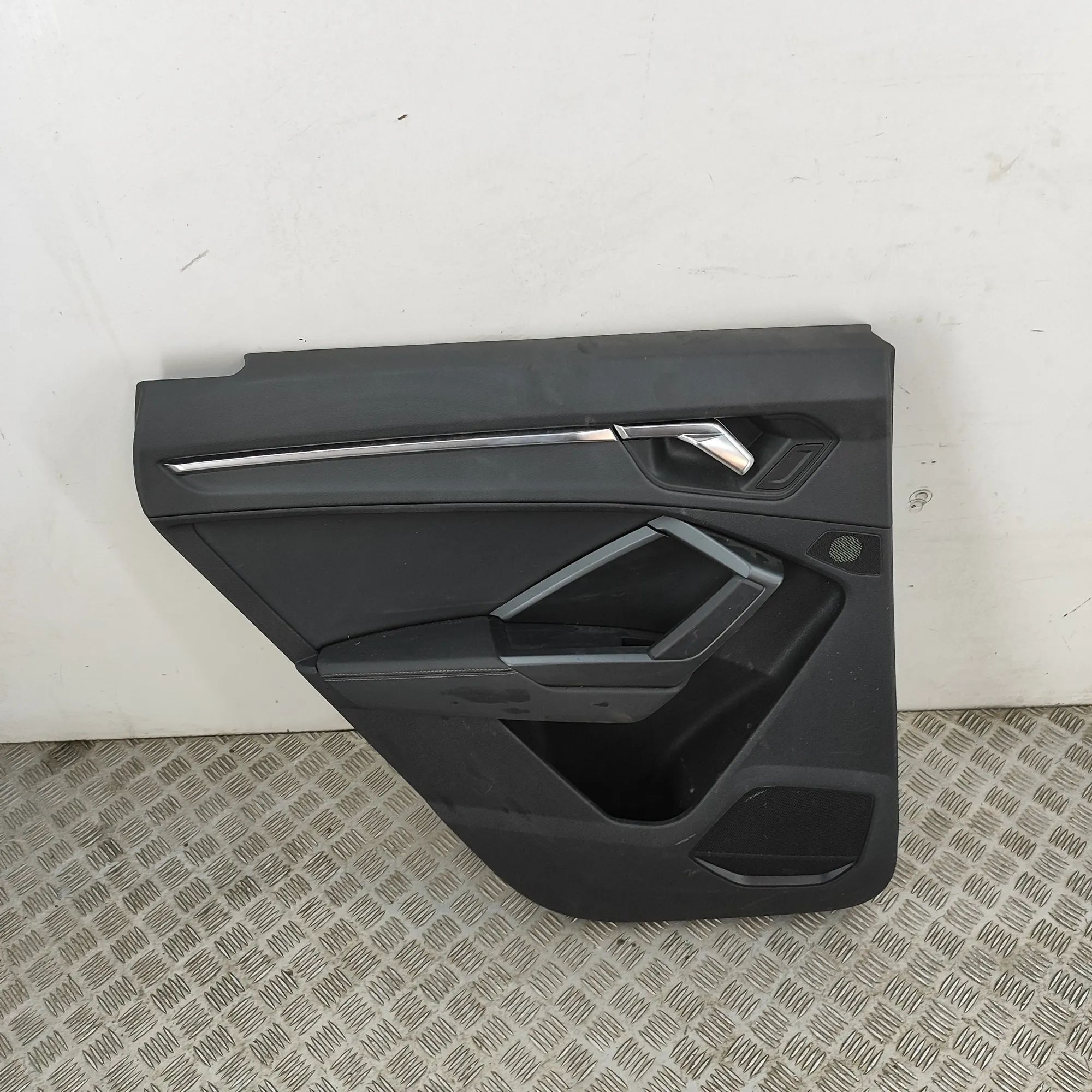 Audi Q3 (F3) Rear Left Door Panel Rear Left Door Panel — AUDI Q3 (F3) (2018-...) ...