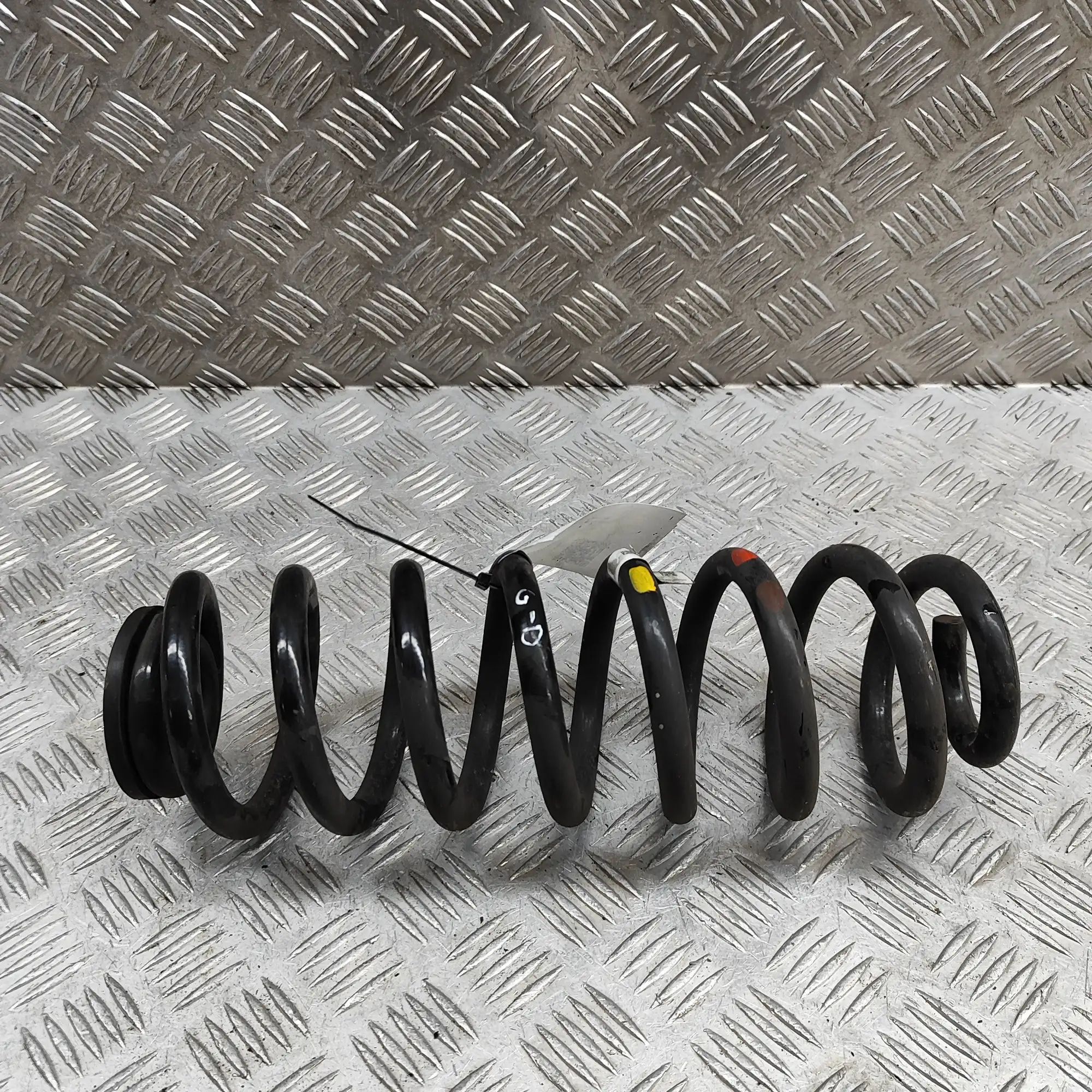 Hyundai Kona Coil spring — rear right Coil spring — rear right — HYUNDAI KONA (SX2) (...