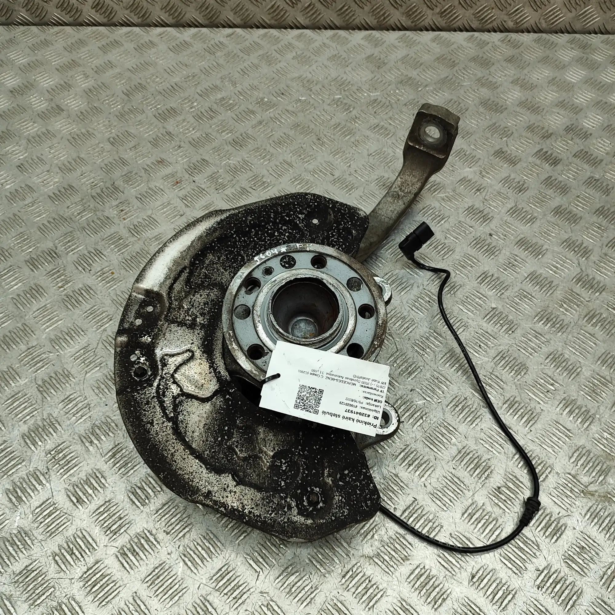 Mercedes-Benz A (W177) Front Left Wheel Hub Front Left Wheel Hub — MERCEDES BENZ C-CLASS CO...