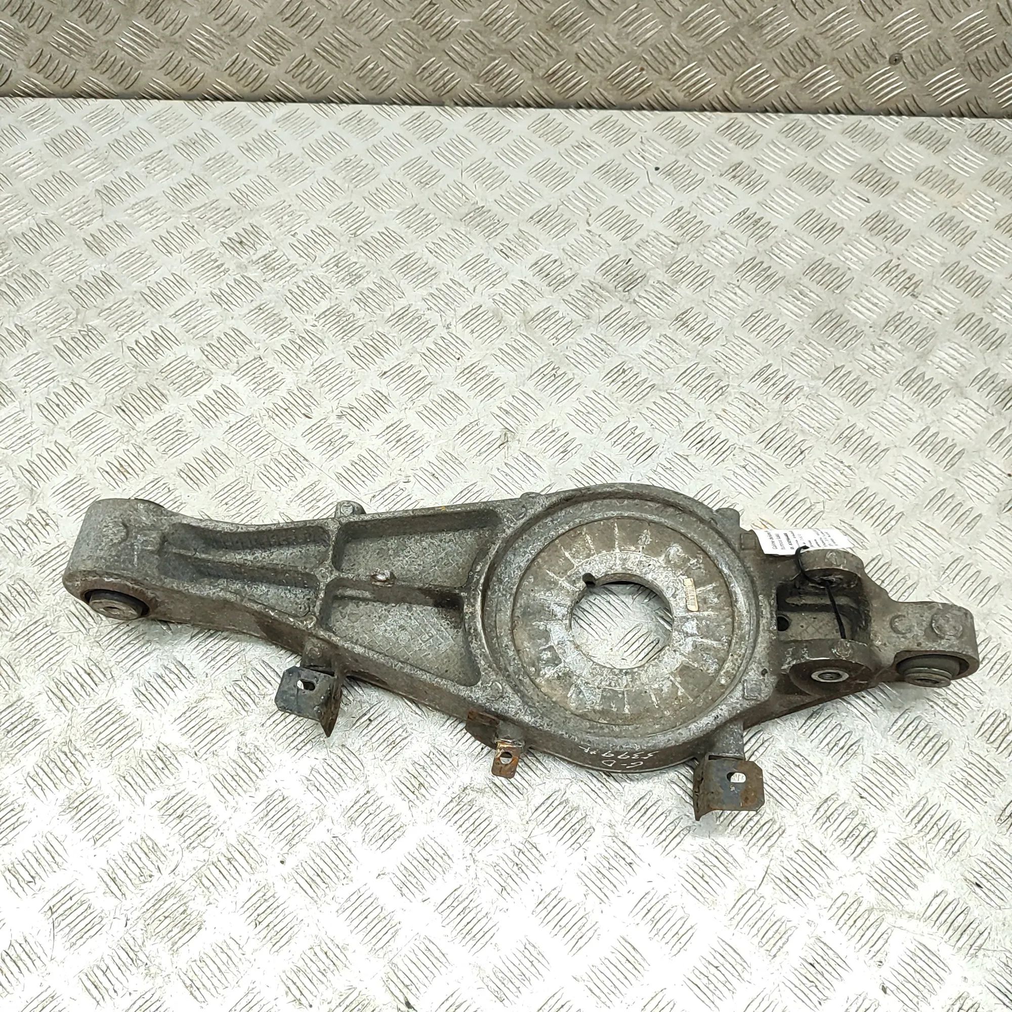 Maserati Levante Rear Right Lower Control Arm Rear Right Lower Control Arm — MASERATI LEVANTE...