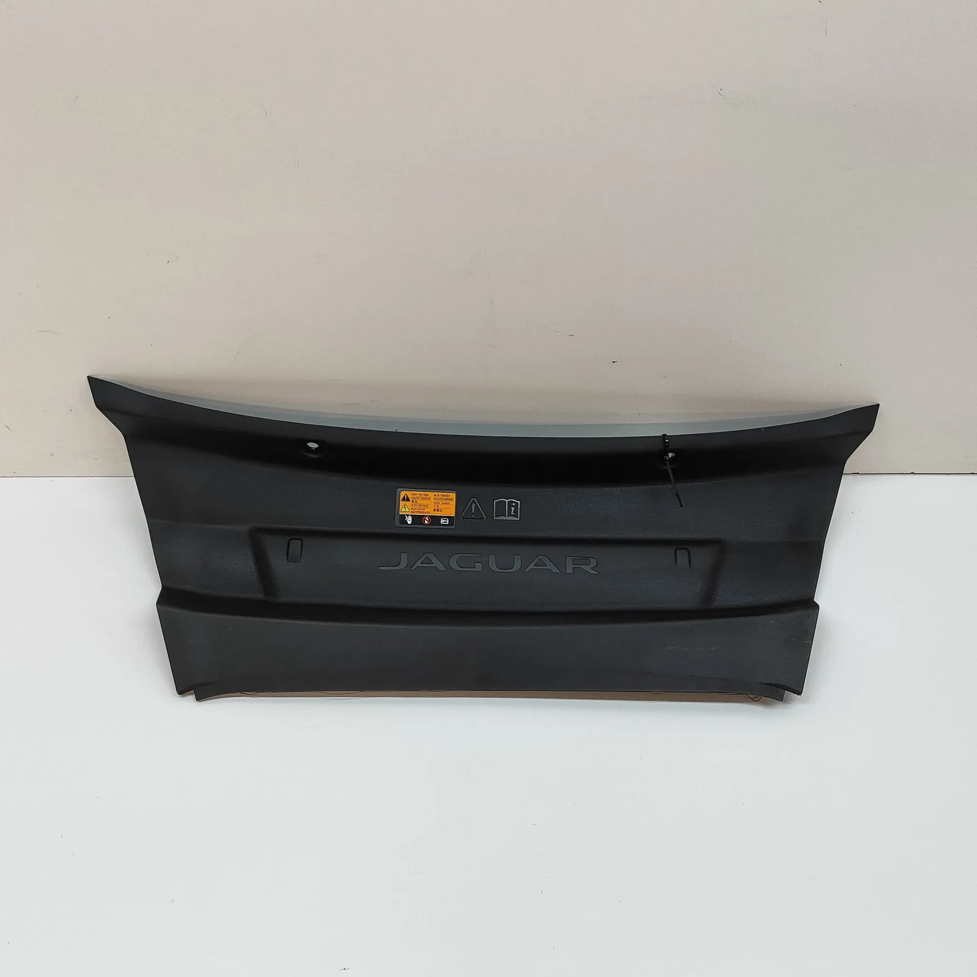 Jaguar I-Pace Slam Panel Frame Plastic Trim Slam Panel Frame Plastic Trim — JAGUAR I-PACE (...