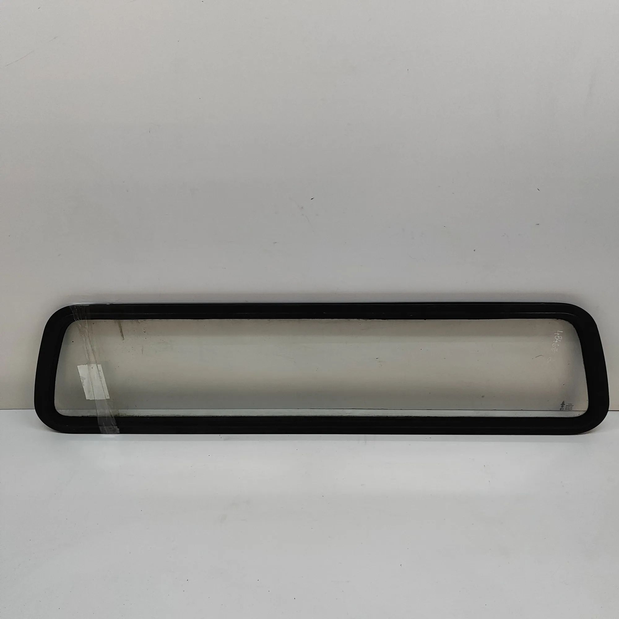 Isuzu D-Max Rear Window glass Rear window glass — ISUZU D-MAX (II TFR, TFS) (...