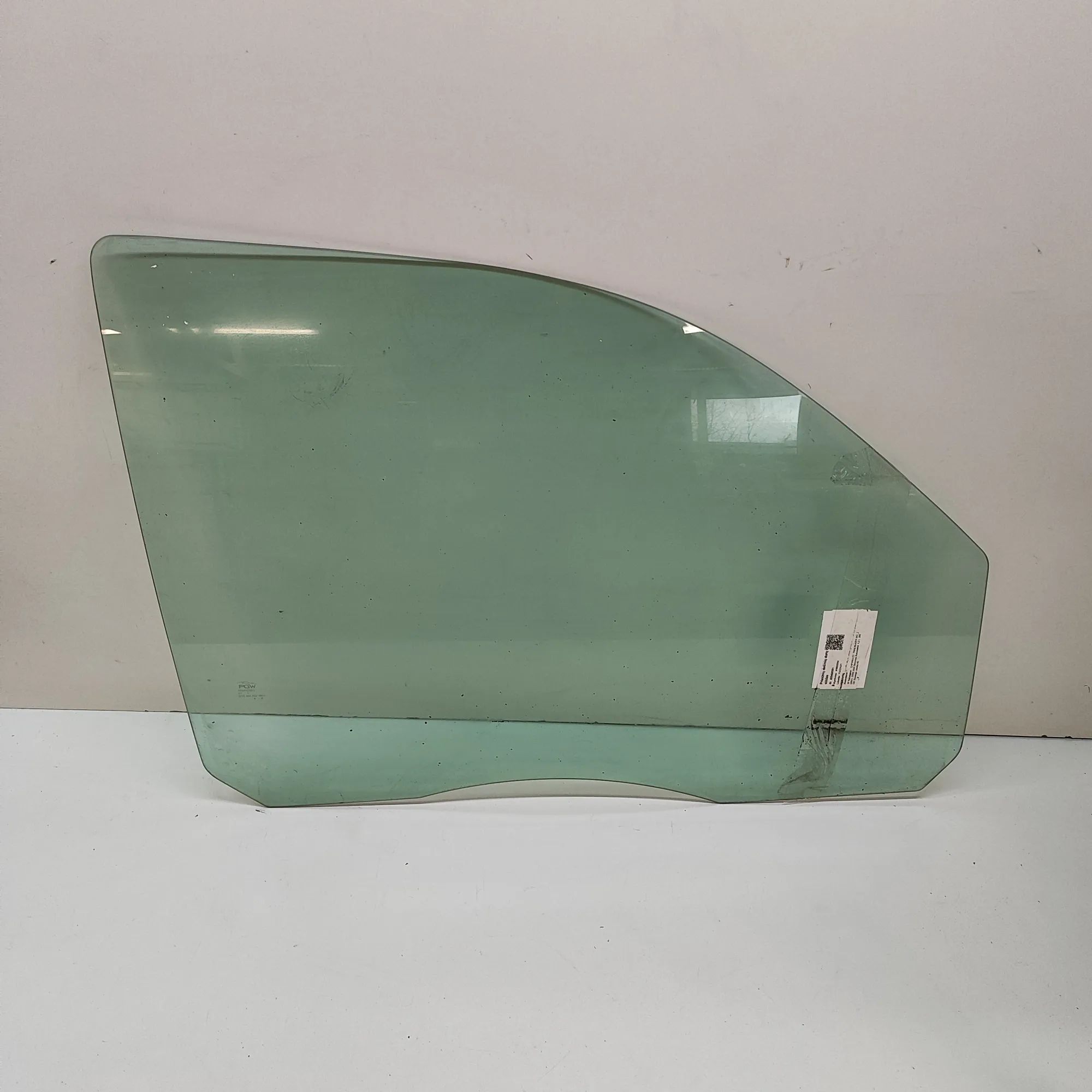 Chevrolet TrailBlazer Front Right Door Window Front Right Door Window — CHEVROLET TRAILBLAZER...