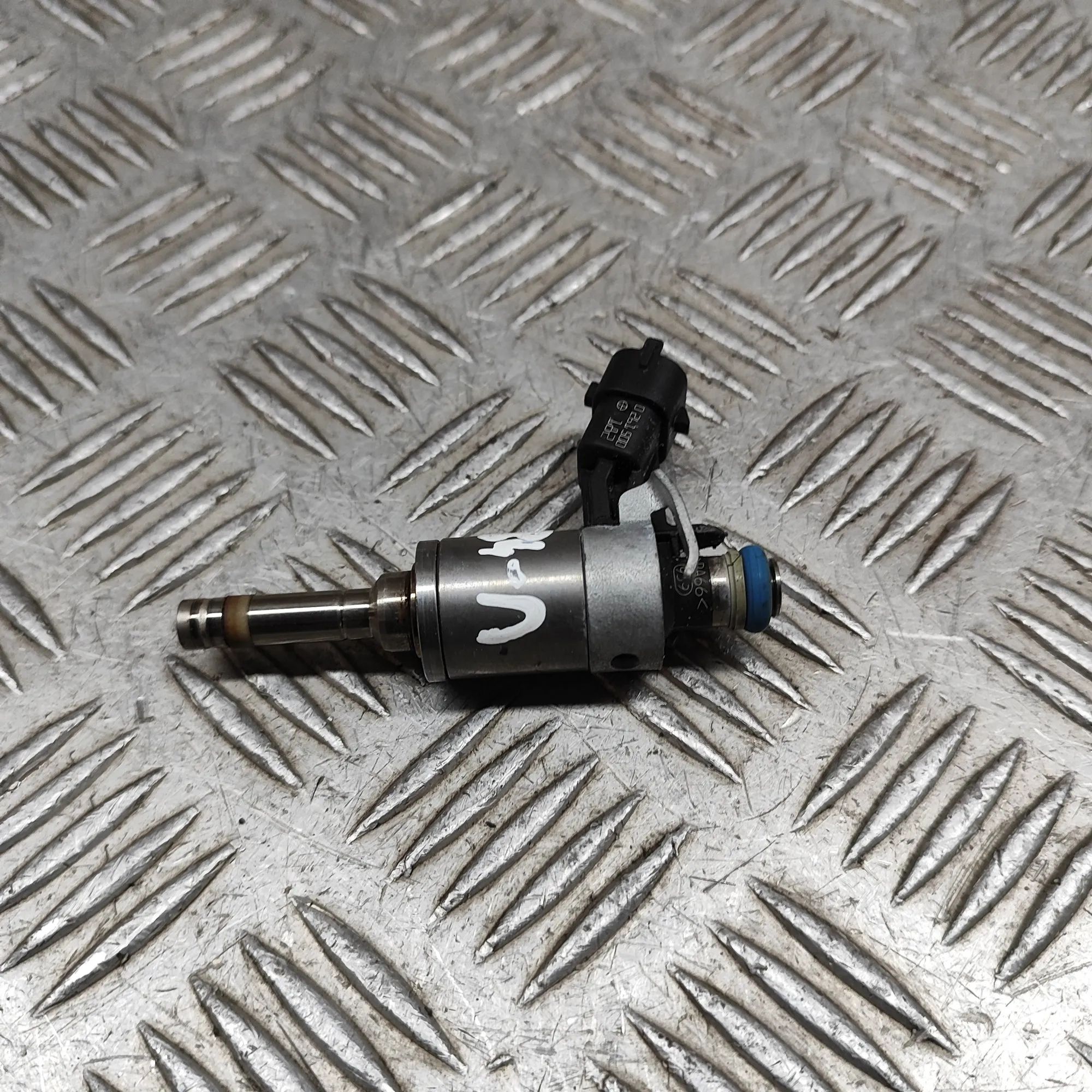 Maserati Ghibli Fuel Injector Fuel injector — MASERATI GHIBLI (M157) (2013-.....