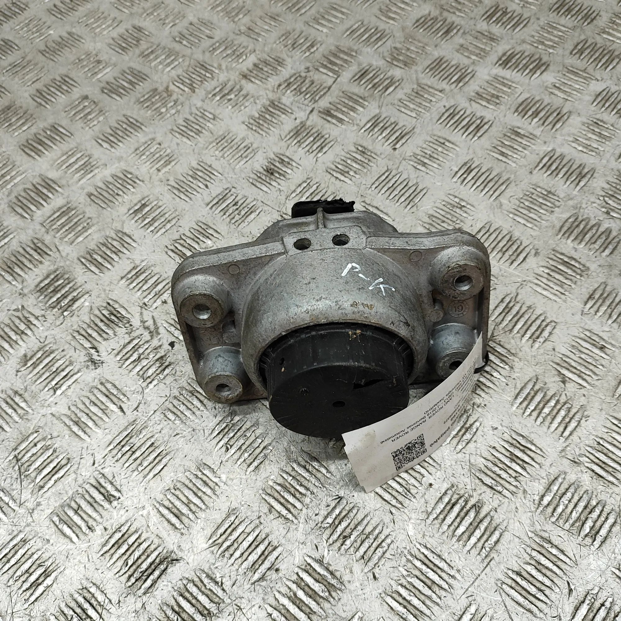 Land Rover Range Rover Sport (L494) Left Side Engine Mount Left Side Engine Mount — LAND ROVER RANGE ROVER...