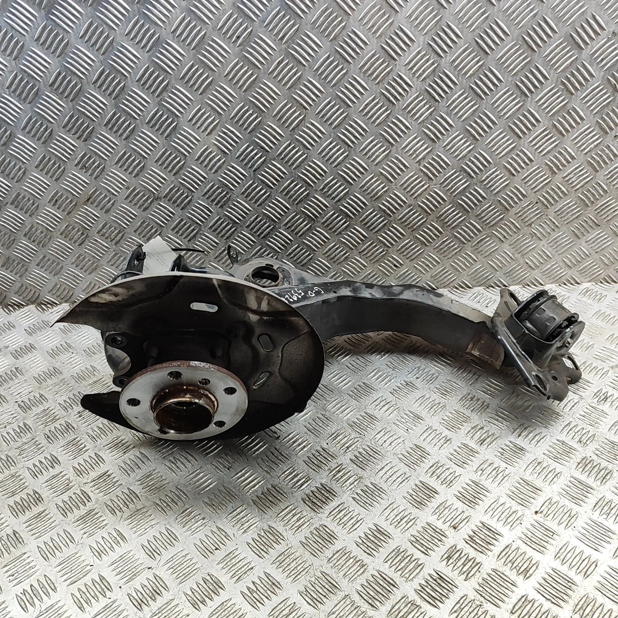 BMW X2 (F39) Rear Right Wheel Hub Rear Right Wheel Hub — BMW X2 (F39) (2018-...) ...