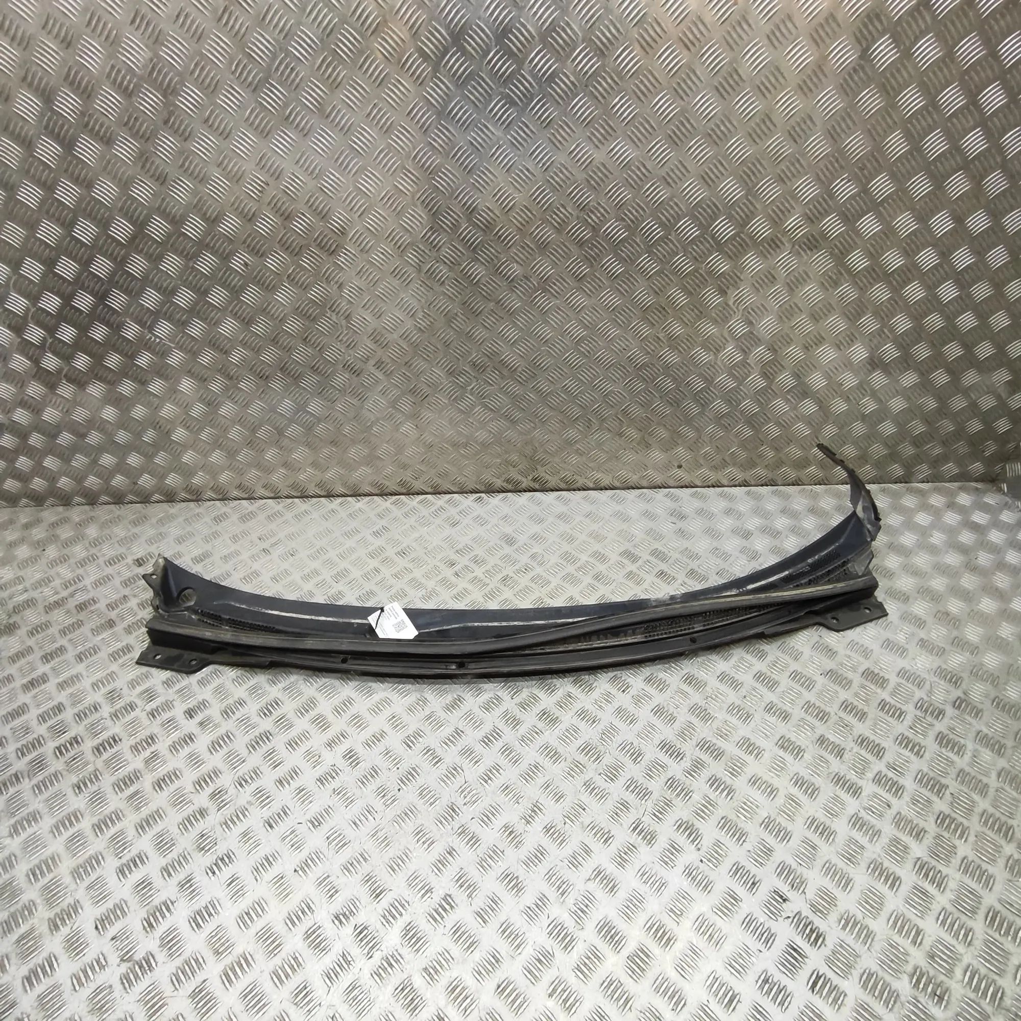 Mitsubishi Lancer Front Wiper Cowl Trim Front Wiper Cowl Trim — MITSUBISHI LANCER (VIII...