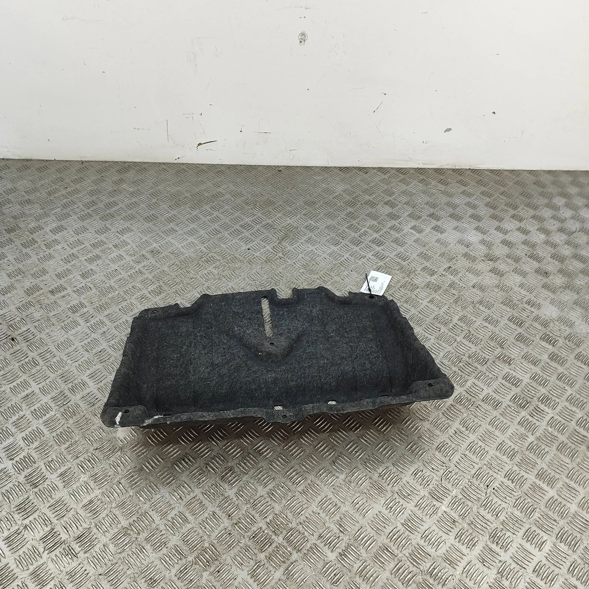 Honda CR-V Rear Middle Underbody Cover Rear Middle Underbody Cover — HONDA CR-V (V RW)...