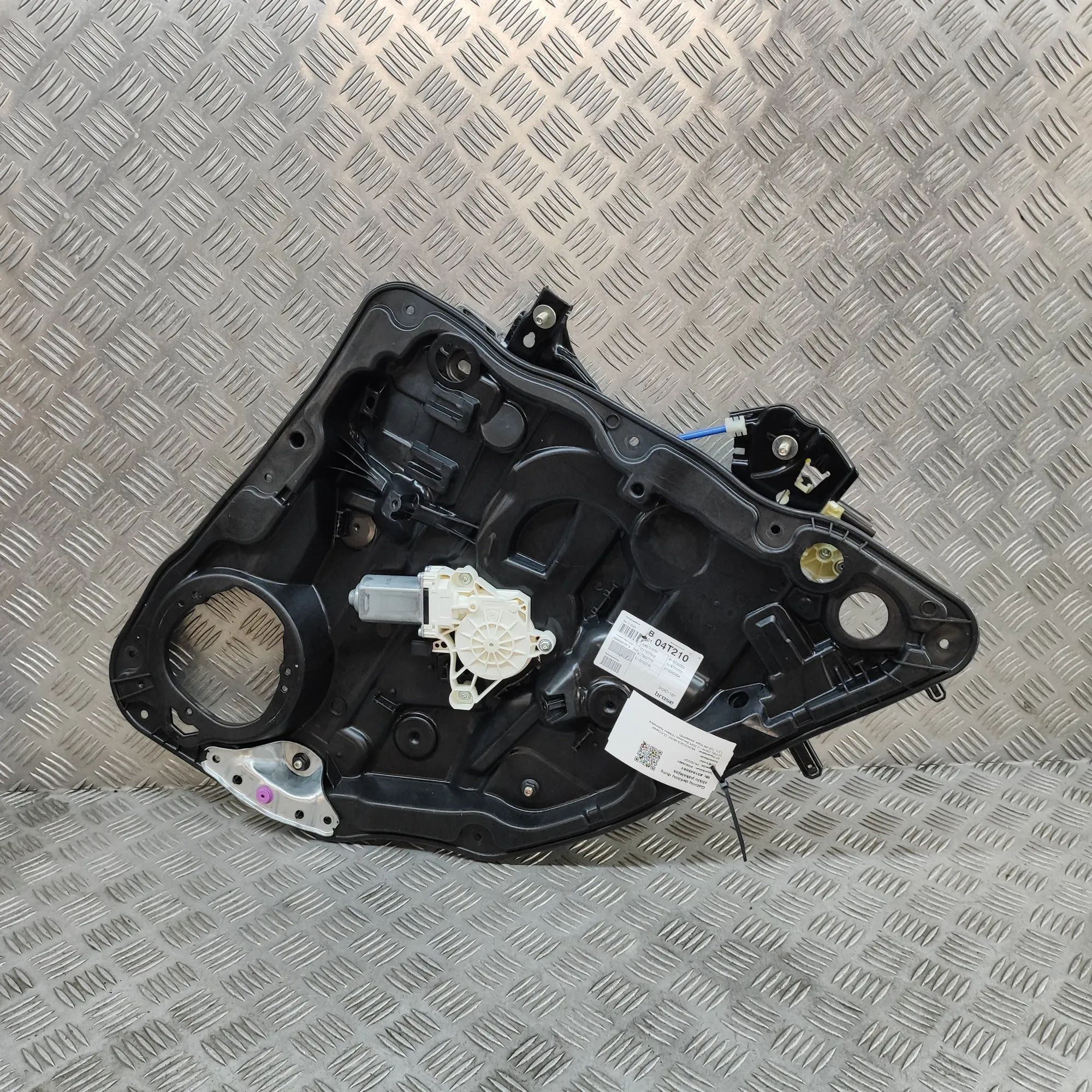 Mercedes-Benz CLA (C118) Rear Right Door Window Regulator Rear Right Door Window Regulator — MERCEDES BEN...
