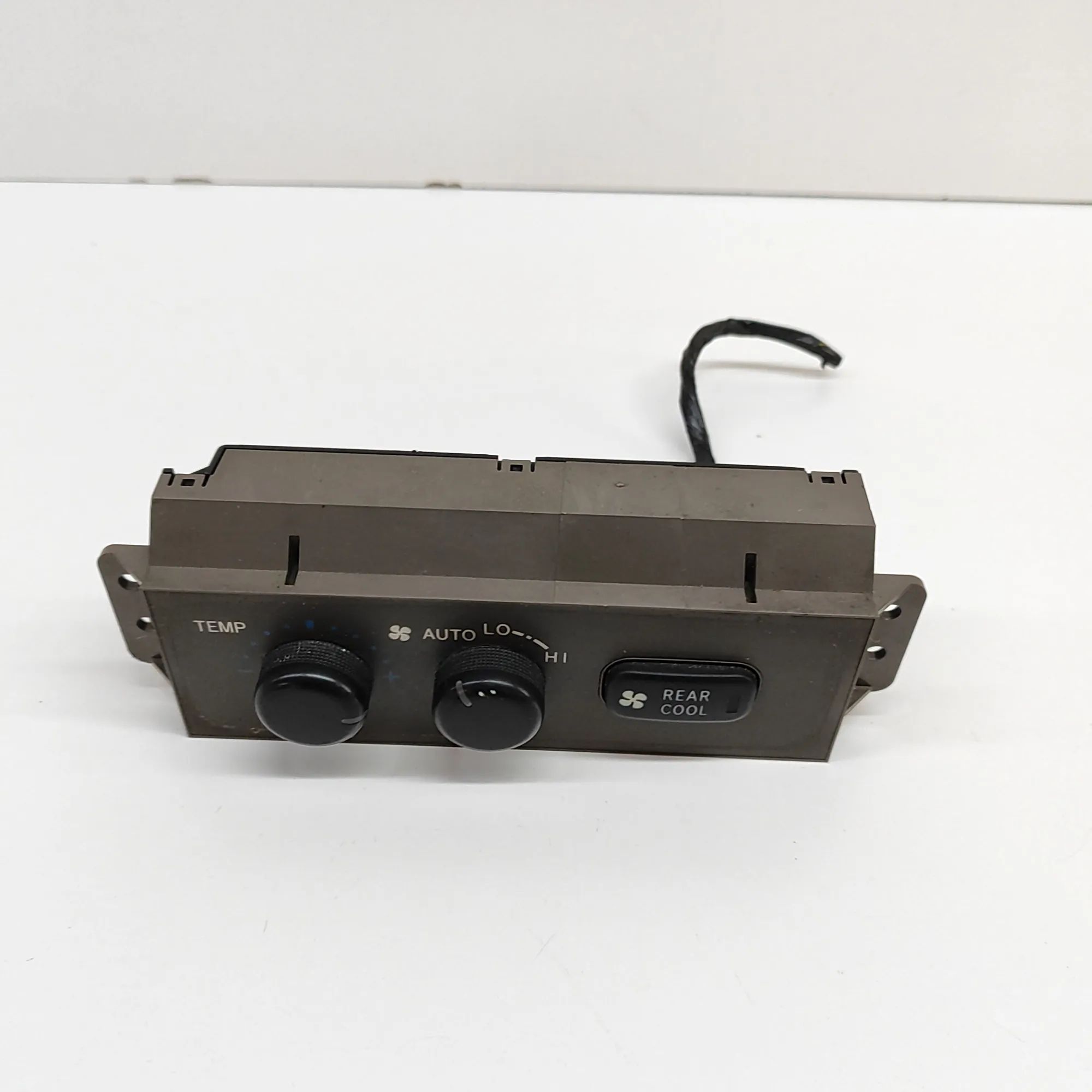 Toyota Land Cruiser 100 Climate control unit Climate control unit — TOYOTA LAND CRUISER (120...