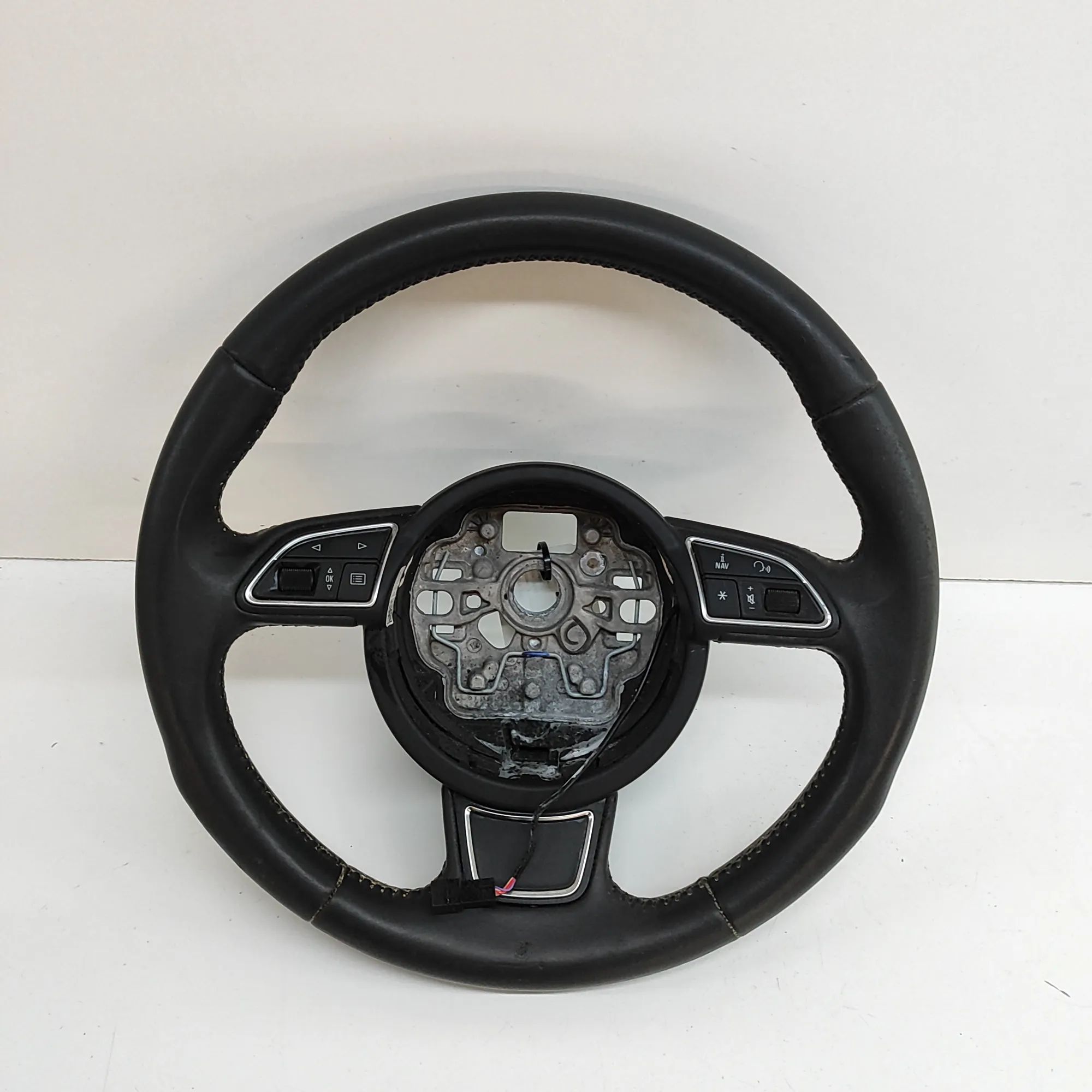 Audi A1 (8X) steering wheel Steering Wheel — AUDI A1 (8X1, 8XK) (2010-2018)...
