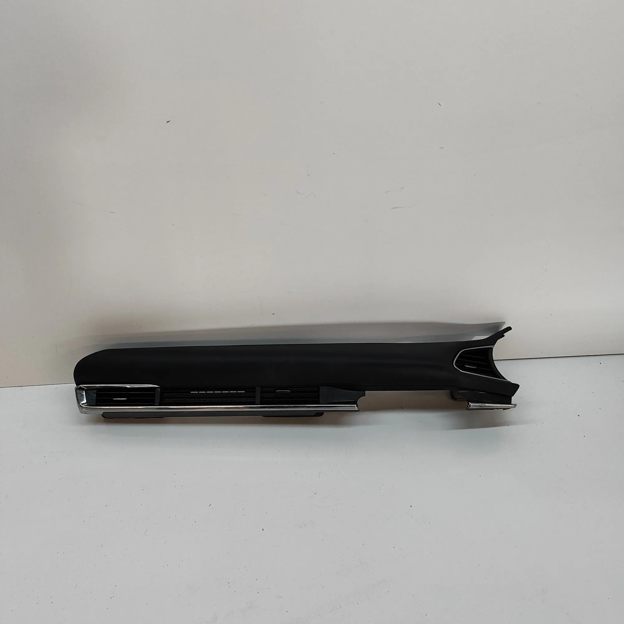 Mazda 3 (BP) Dashboard Air Vents Dashboard Air Vents — MAZDA CX-3 (0 DM) (2019-P...